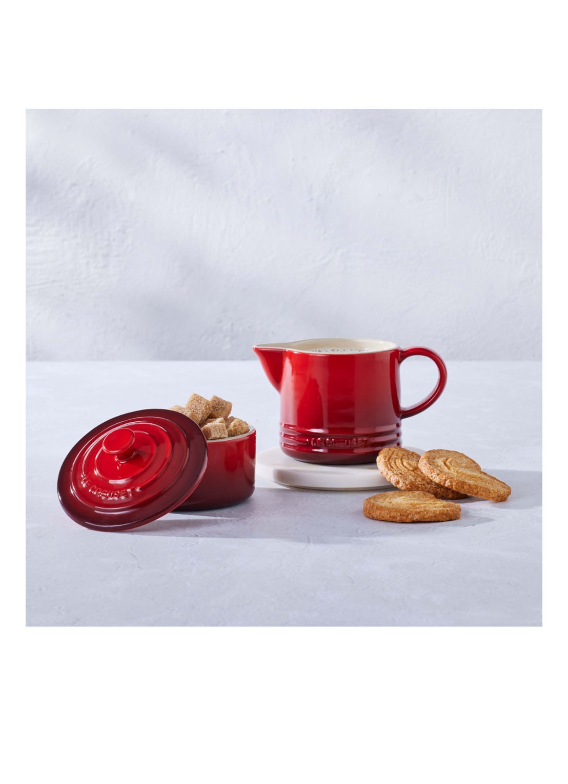 Le Creuset Signature melk- en suikerset - detail 2 kersenrood / rood