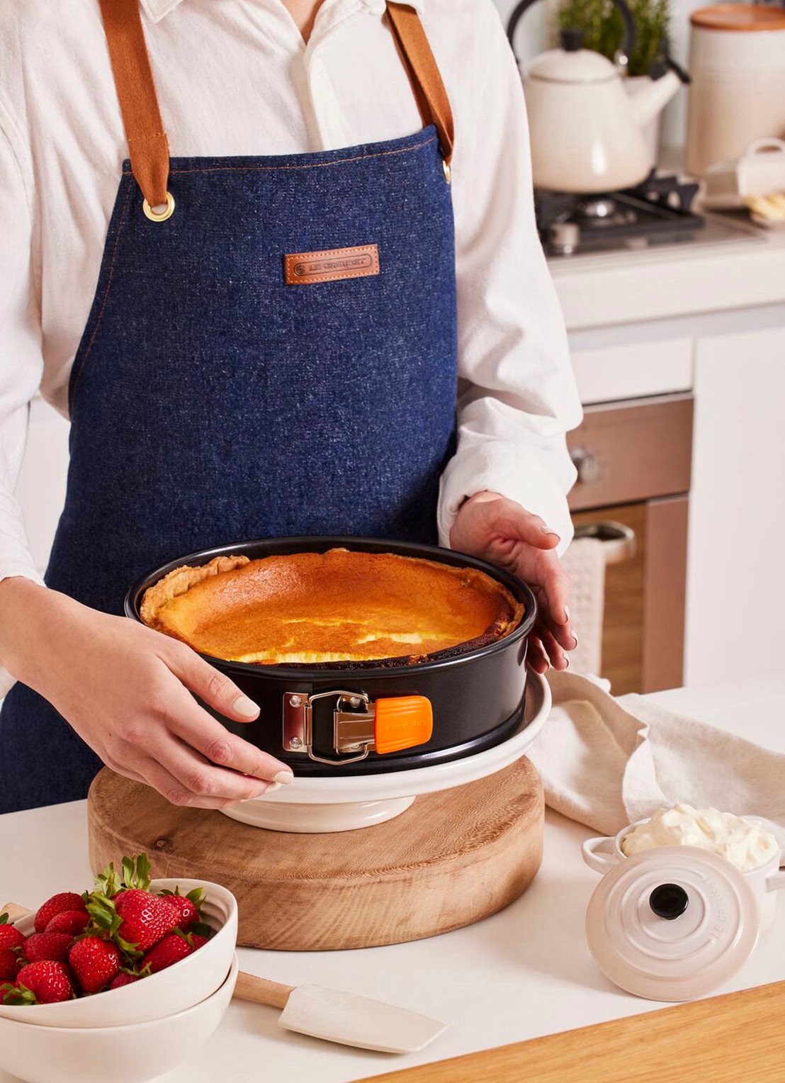Le Creuset Springvorm 20 cm - detail 5 beige
