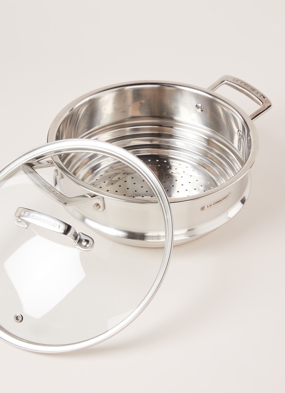 Le Creuset Stoompan 24 cm  - detail zilver