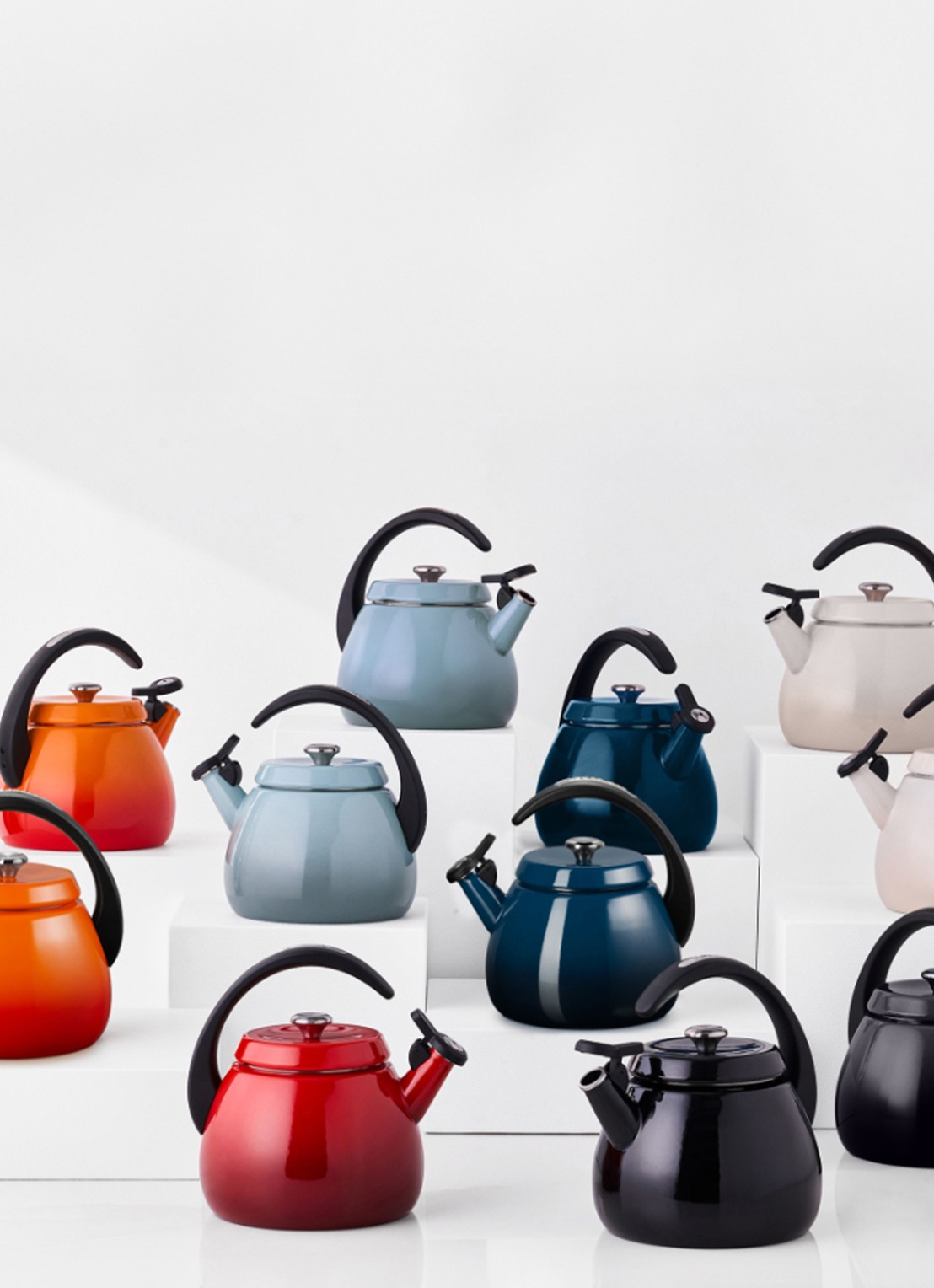 Le Creuset Tradition fluitketel 2,1 liter - detail 2 zwart