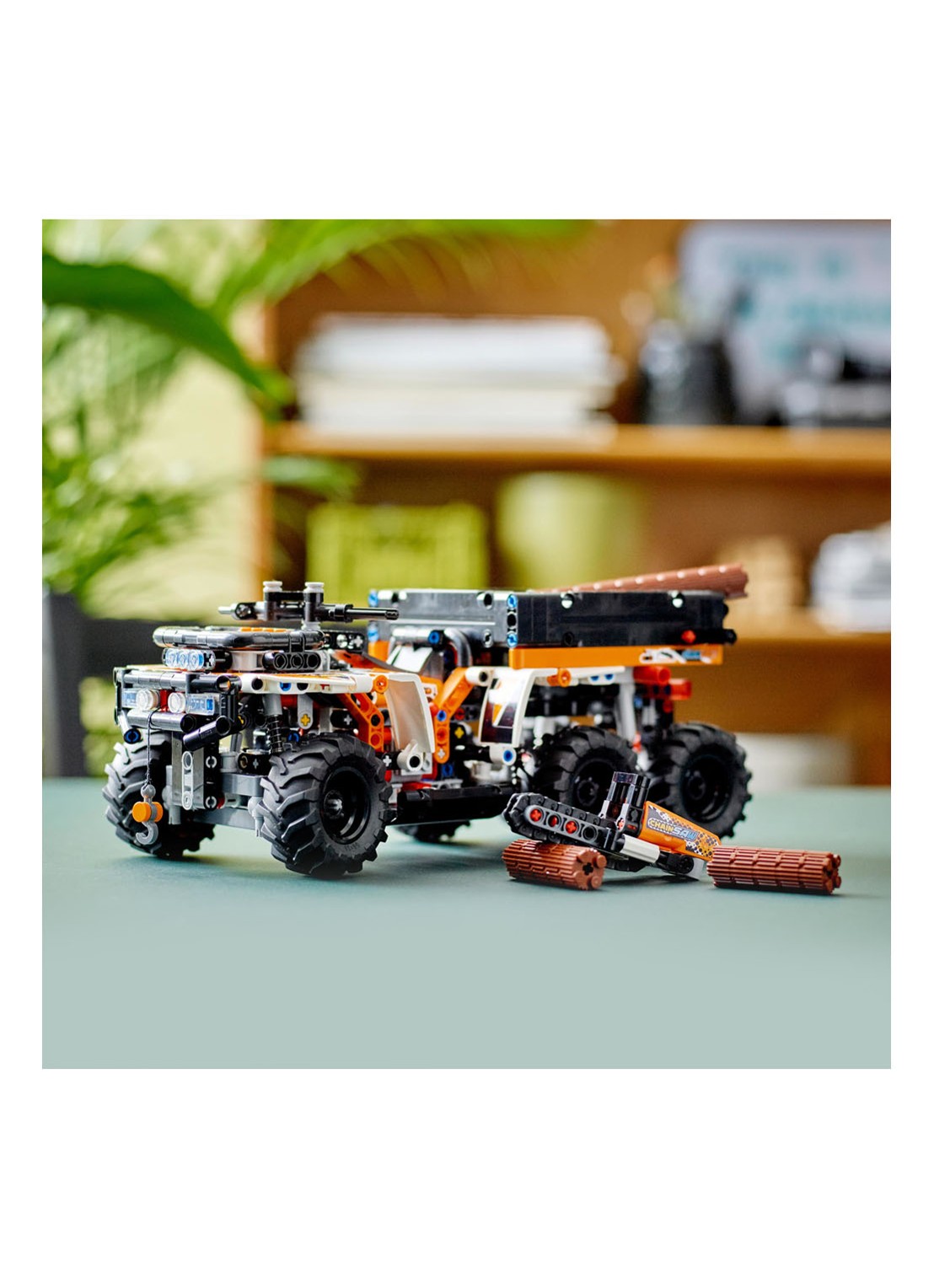 LEGO Technic terreinwagen vrachtwagen set - 42139 - detail 7 multicolor