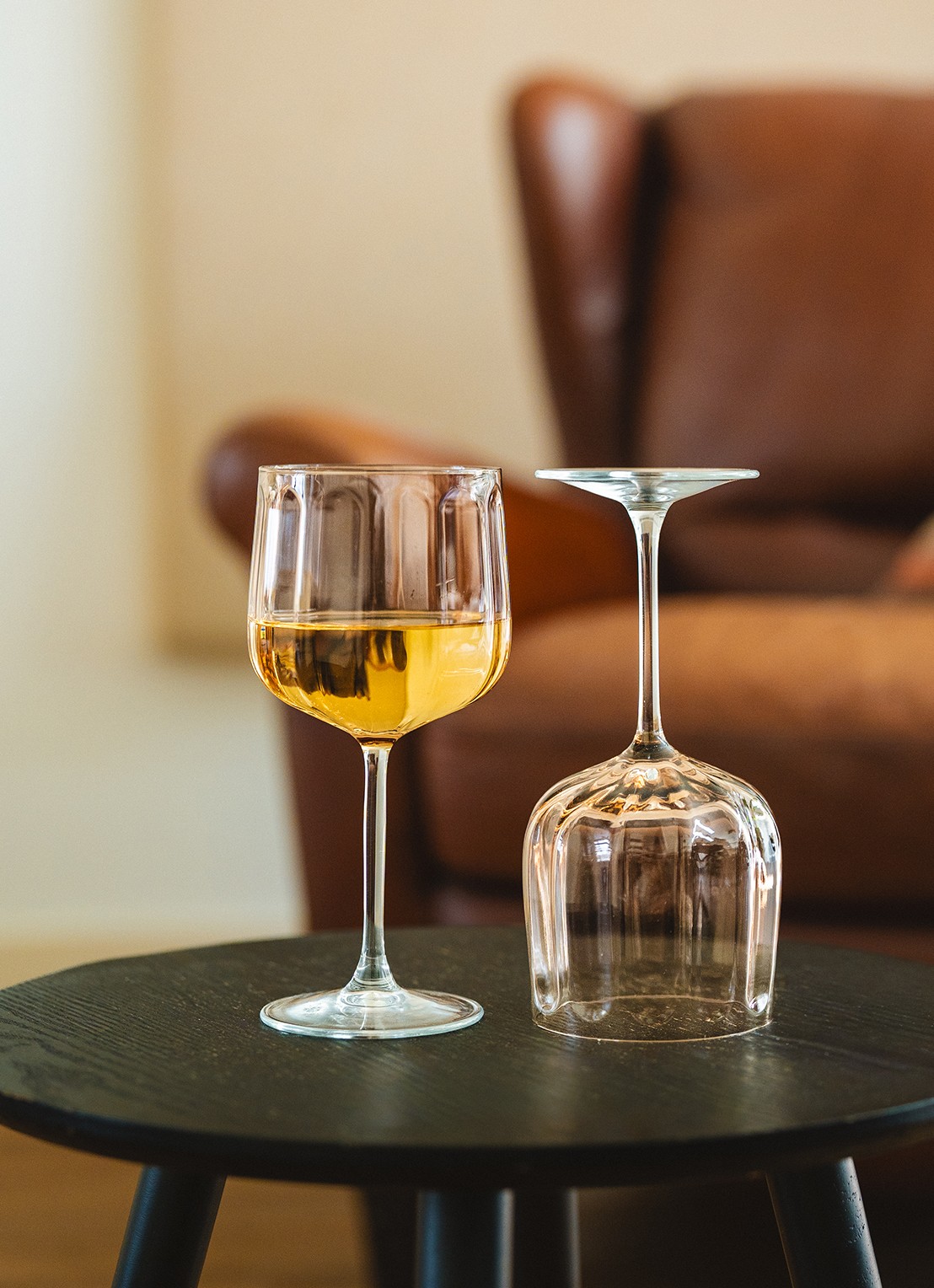 Leopold Vienna Corvina wijnglas set van 2 - voorkant 2 bruin