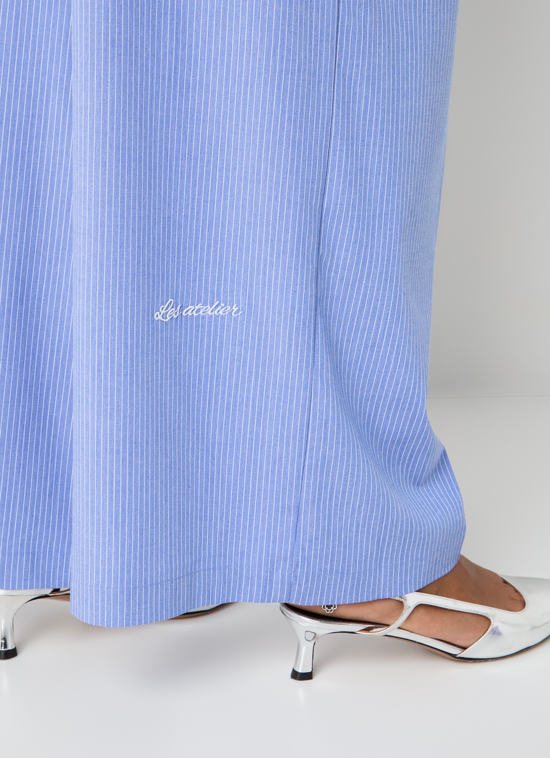 LES Atelier Ghala high waist straight fit broek met streepprint - detail 2 blauw