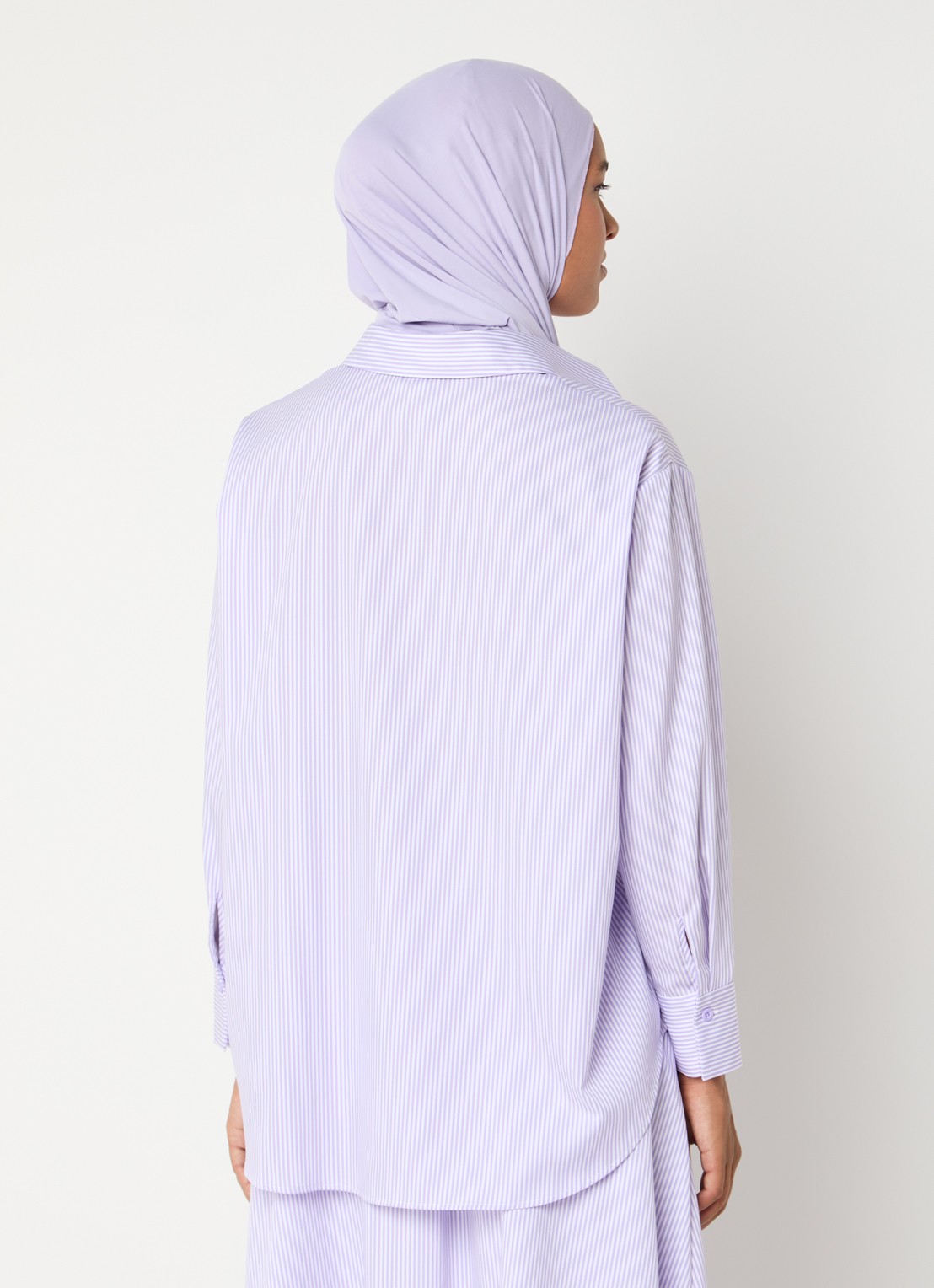 LES Atelier Itri blouse met borstzak - achterkant 5 lila