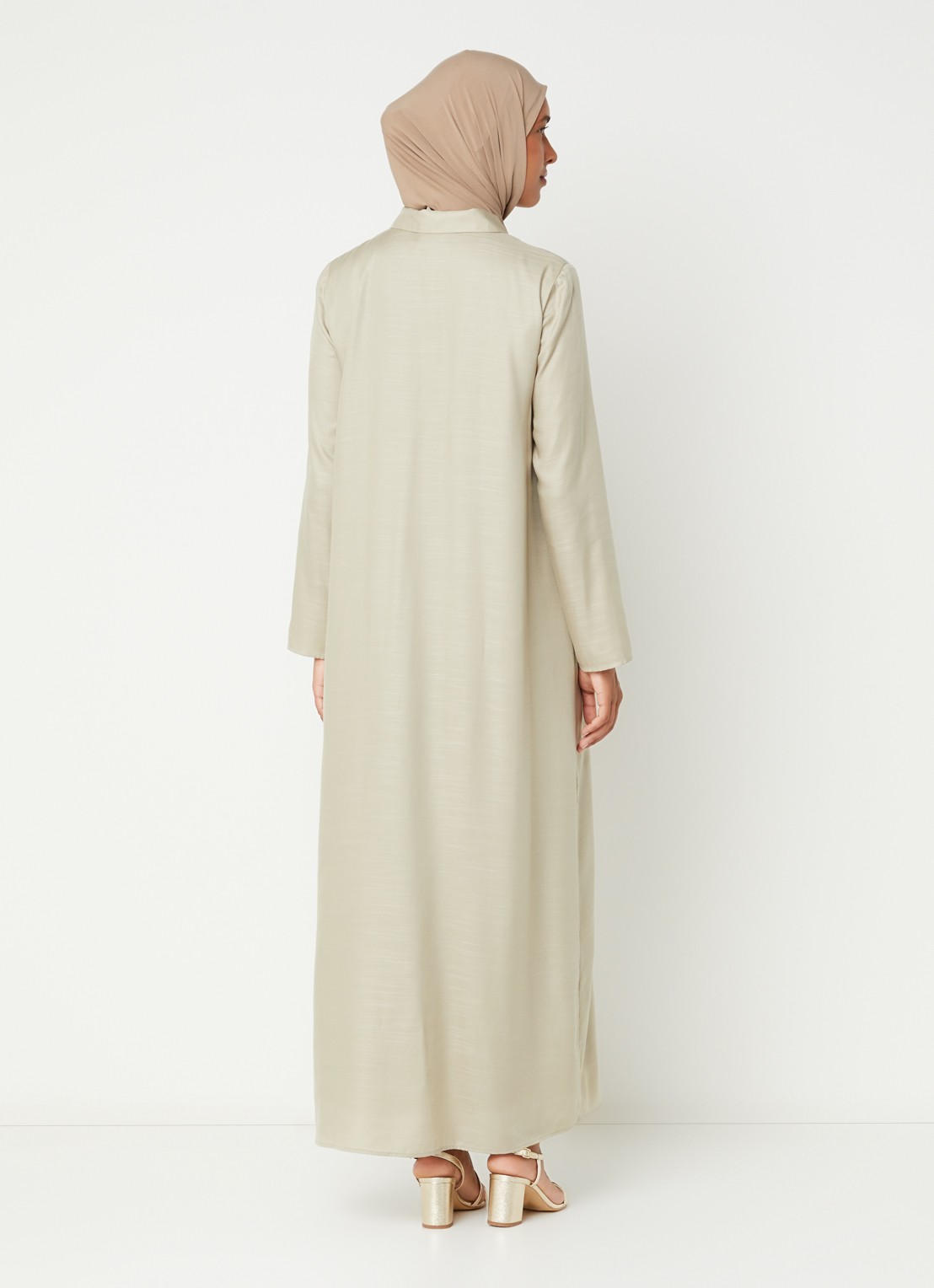 LES Atelier Maria maxi jurk met kraag en halve rits - achterkant 3 khaki