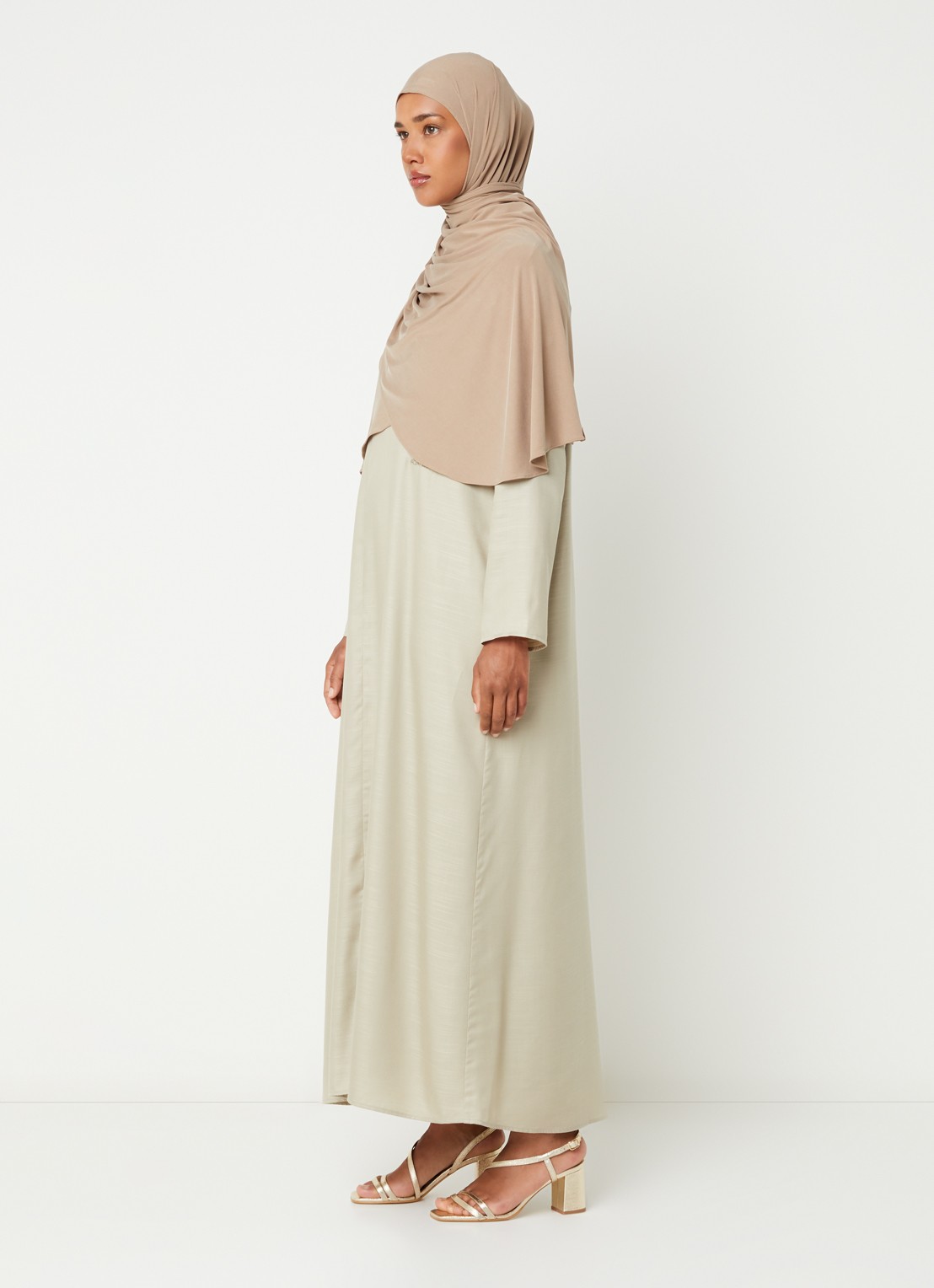 LES Atelier Maria maxi jurk met kraag en halve rits - voorkant 2 khaki