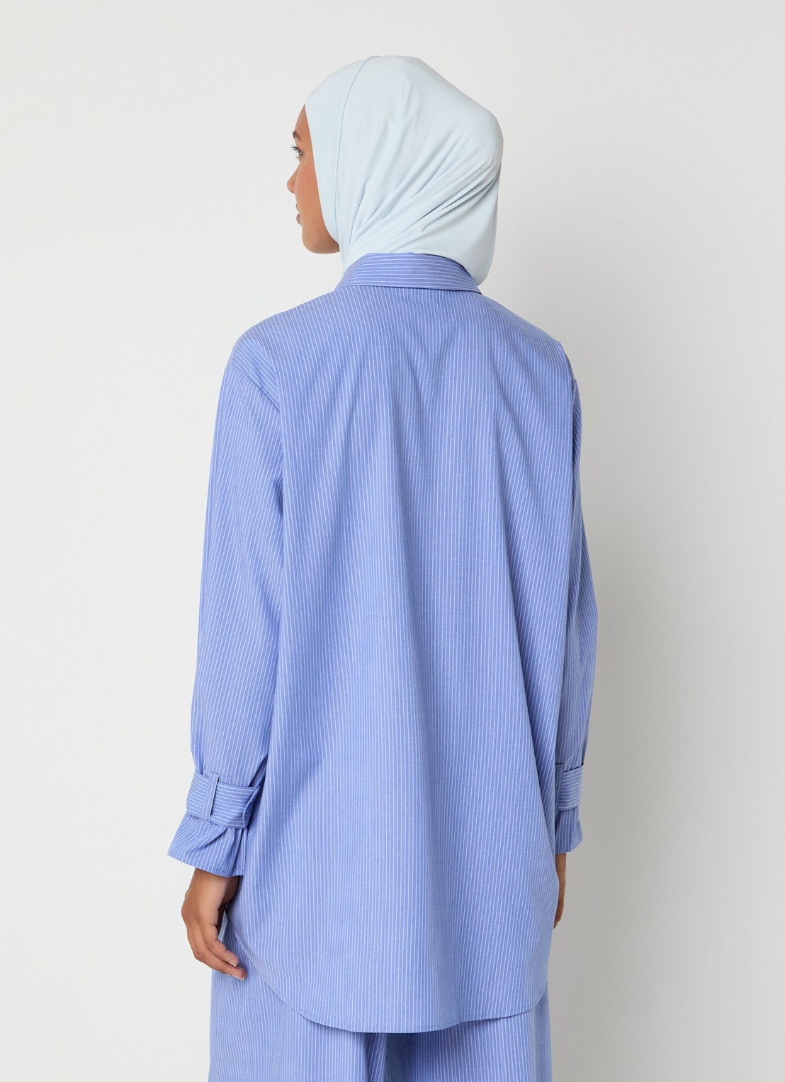 LES Atelier Salmia blouse met borstzak en streepprint - achterkant 5 blauw