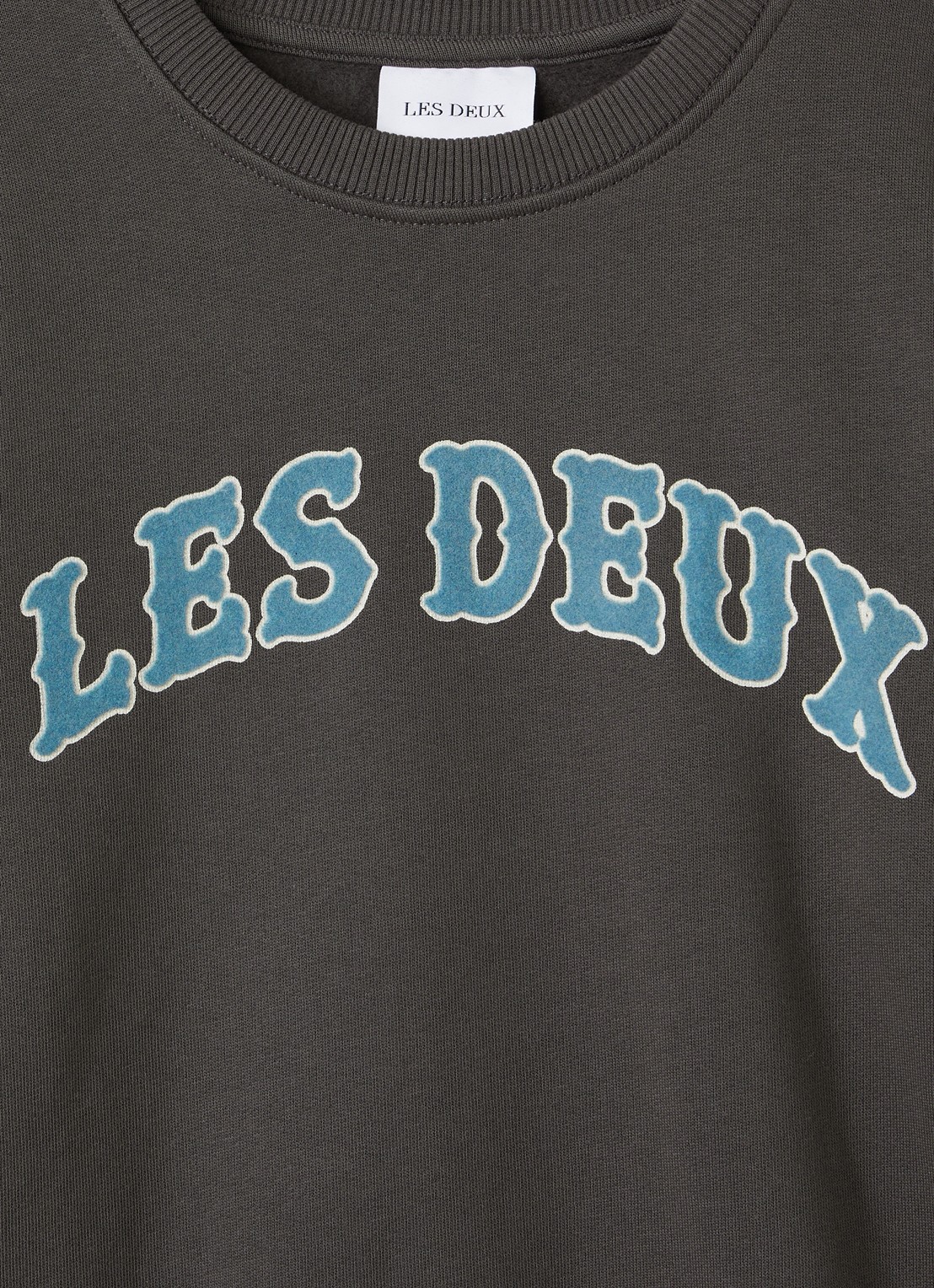 Les Deux Brady Western sweater met flock logoprint - detail 3 donkergrijs