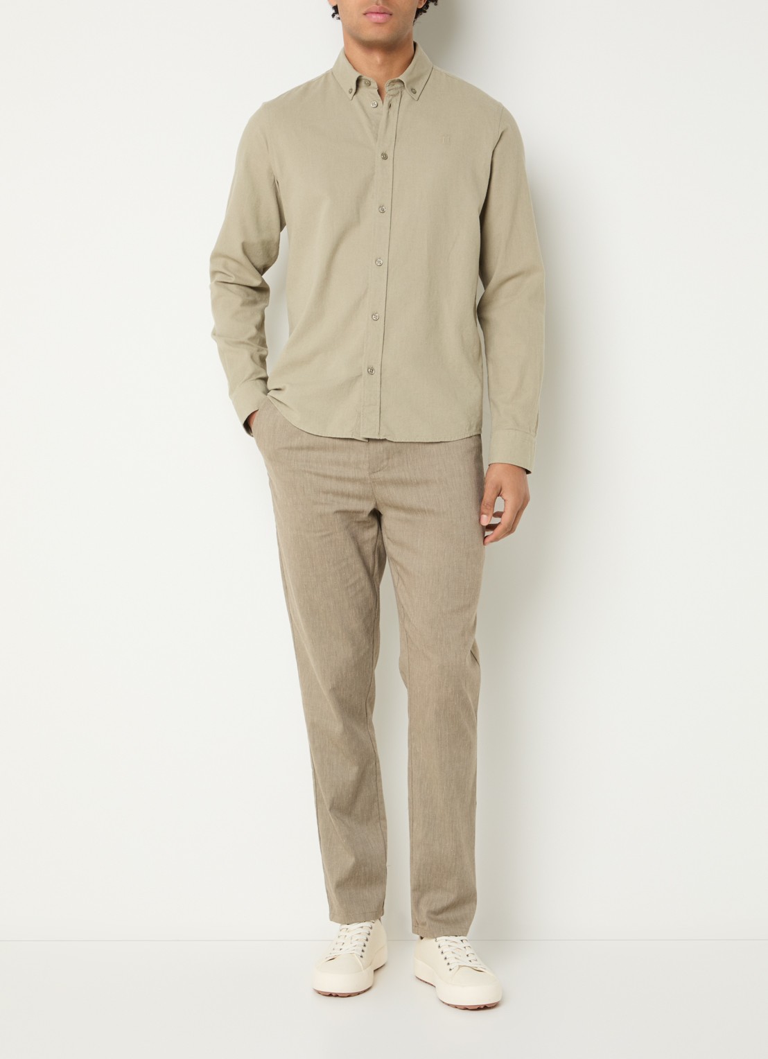Les Deux Como tapered fit chino in linnnblend met steekzakken - voorkant 5 khaki