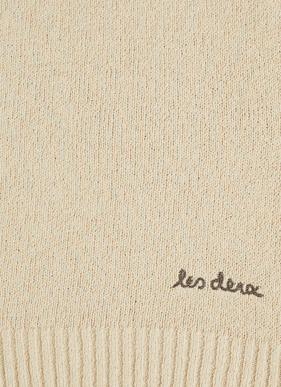 Les Deux Grofgebreide trui met logoborduring - detail beige