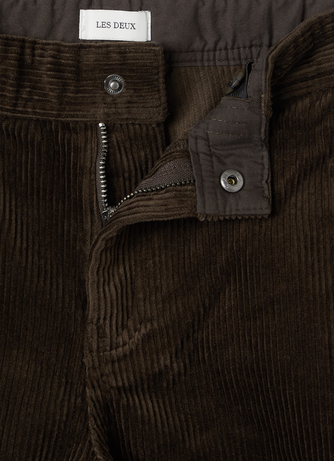 Les Deux Kai straight fit broek van corduroy - detail 3 donkerbruin