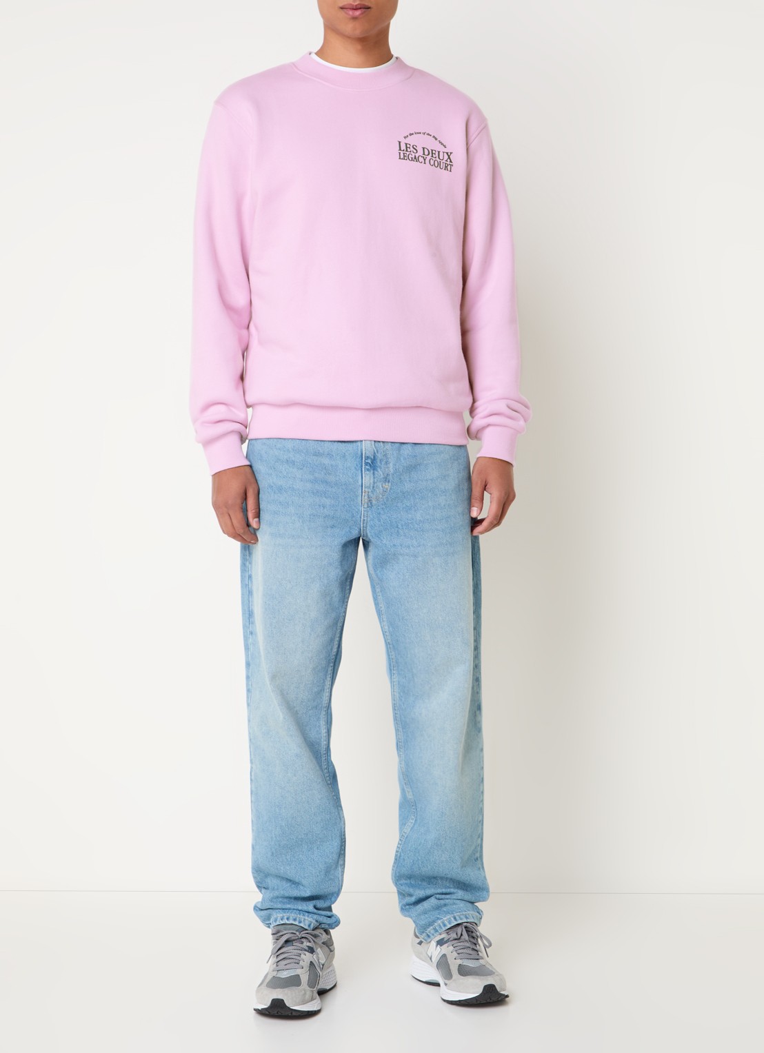 Les Deux Legacy sweater met logo- en backprint - voorkant 3 lichtroze