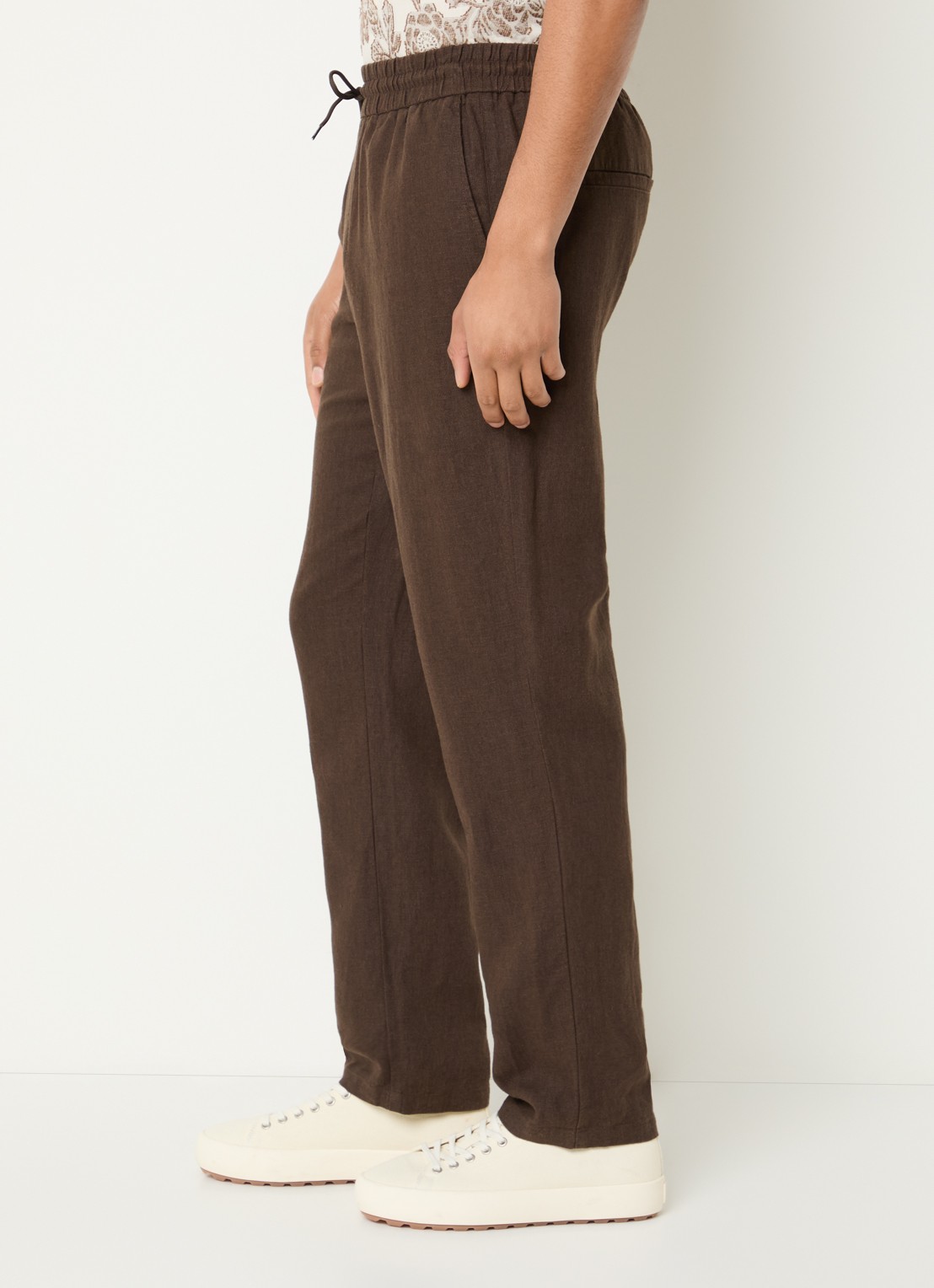 Les Deux Patrick straight fit broek in linnenblend - detail 2 donkerbruin