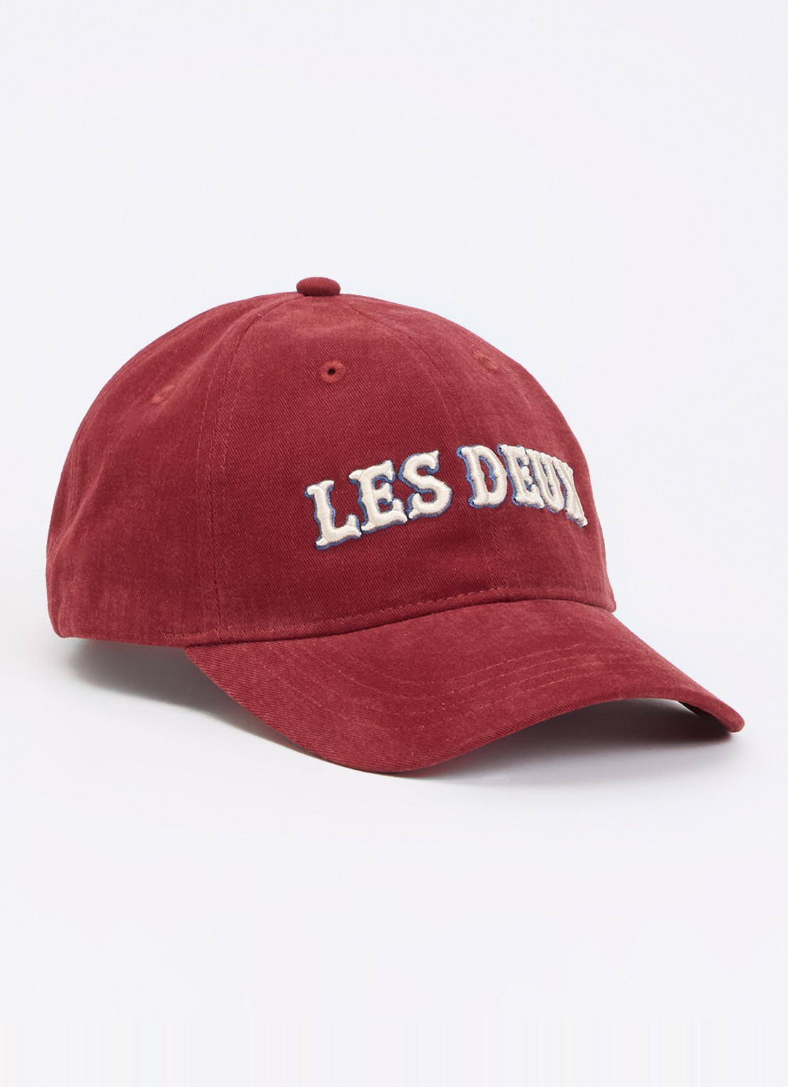 Les Deux Pet met logoborduring - voorkant donkerrood