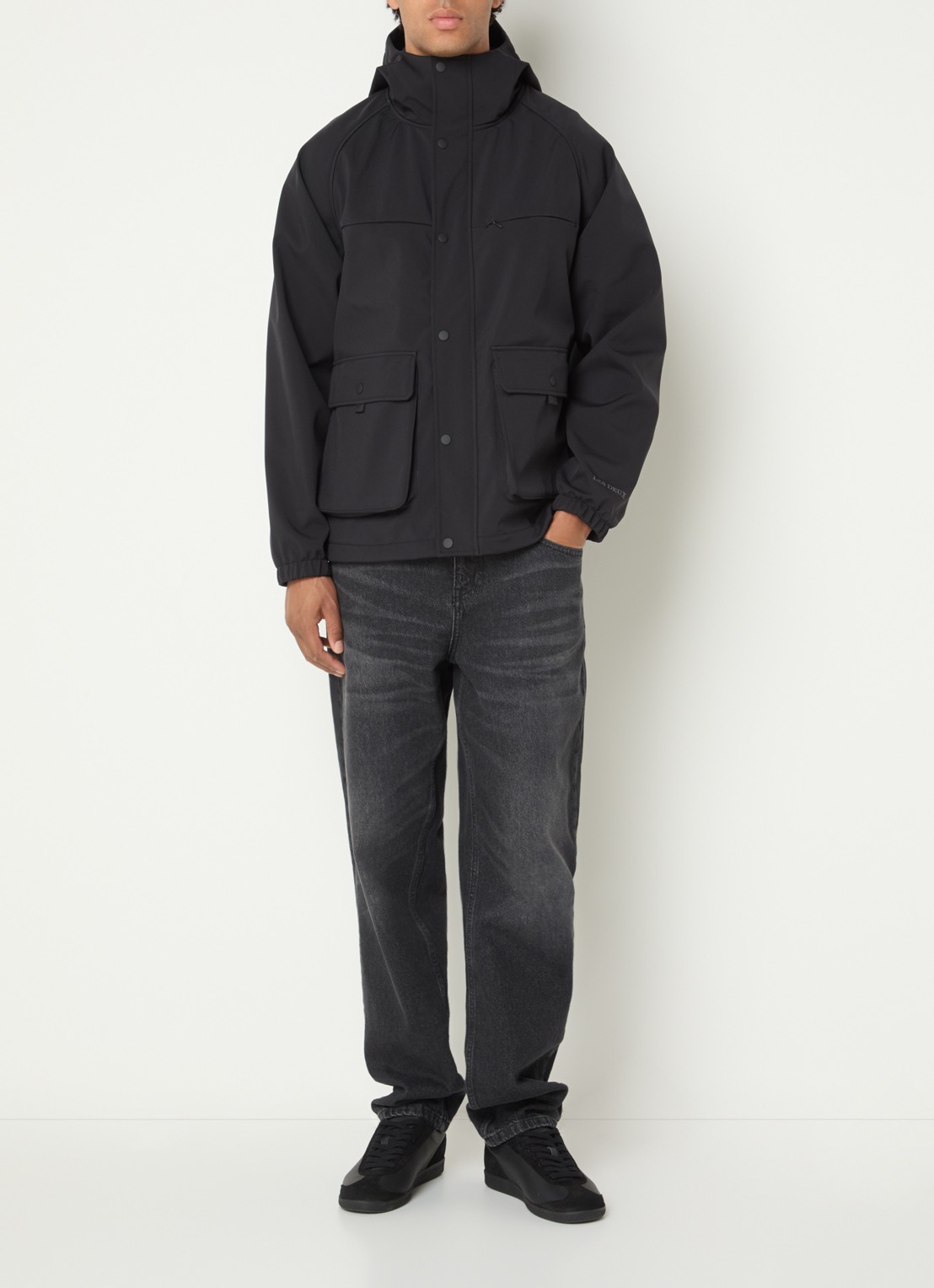Les Deux Softshell jack met capuchon - voorkant 4 zwart
