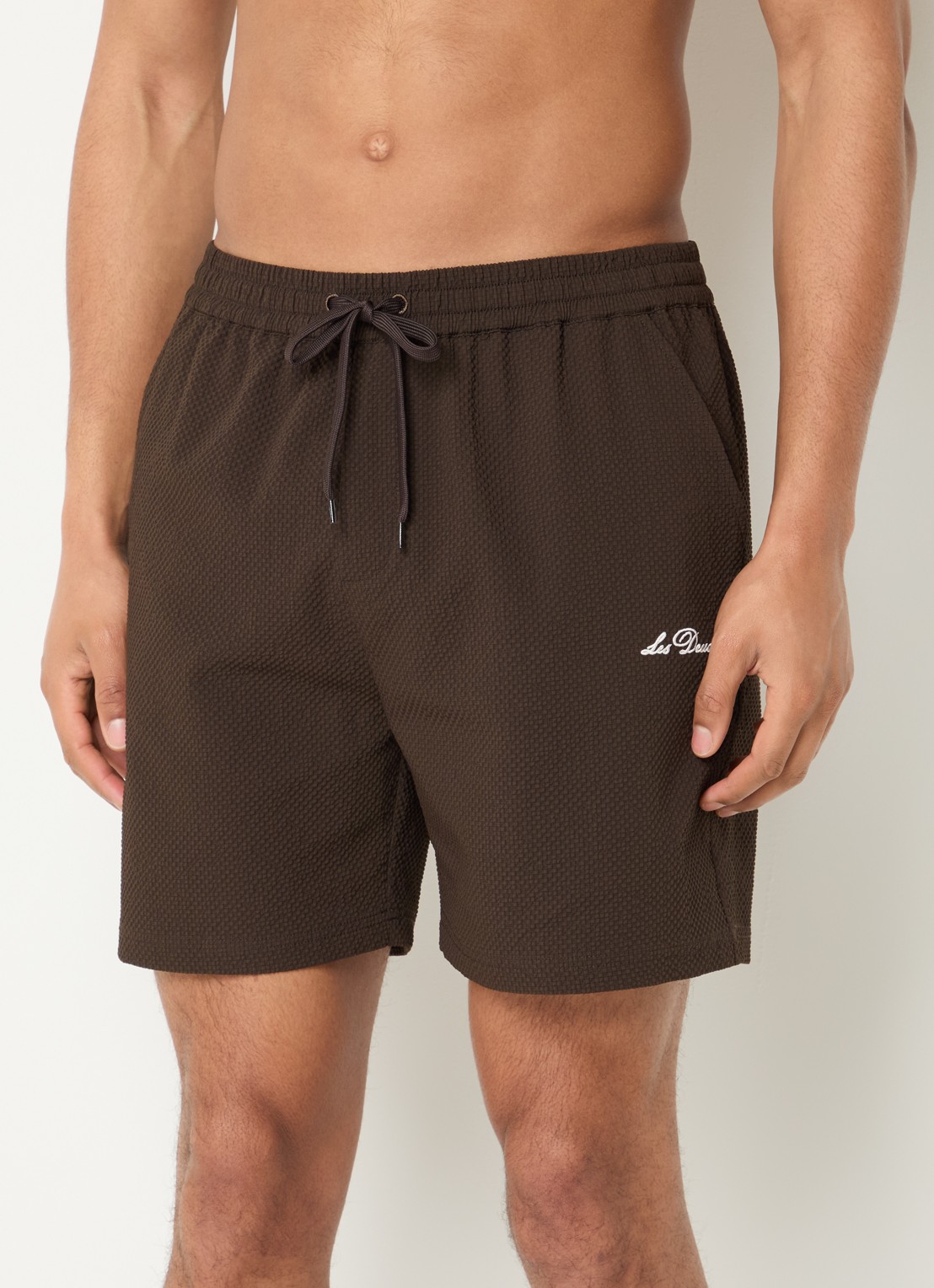 Les Deux Stan zwemshorts met logo en steekzakken - detail 2 donkerbruin