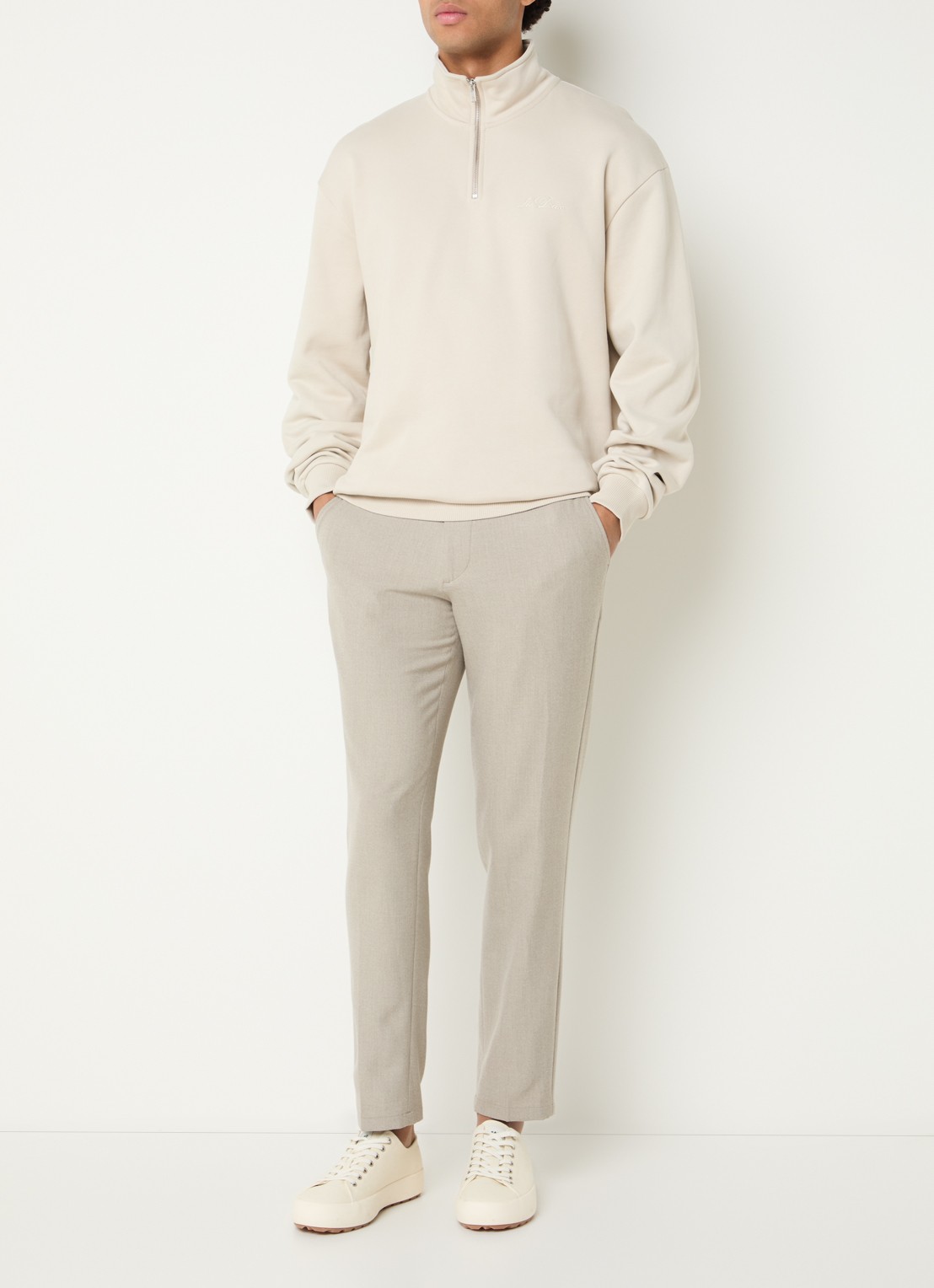 Les Deux Sweater met halve rits en logoborduring - voorkant 4 creme