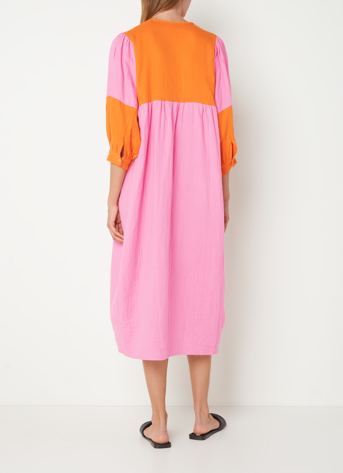 Les Jumelles Imani midi strandjurk met V-hals - achterkant 4 roze