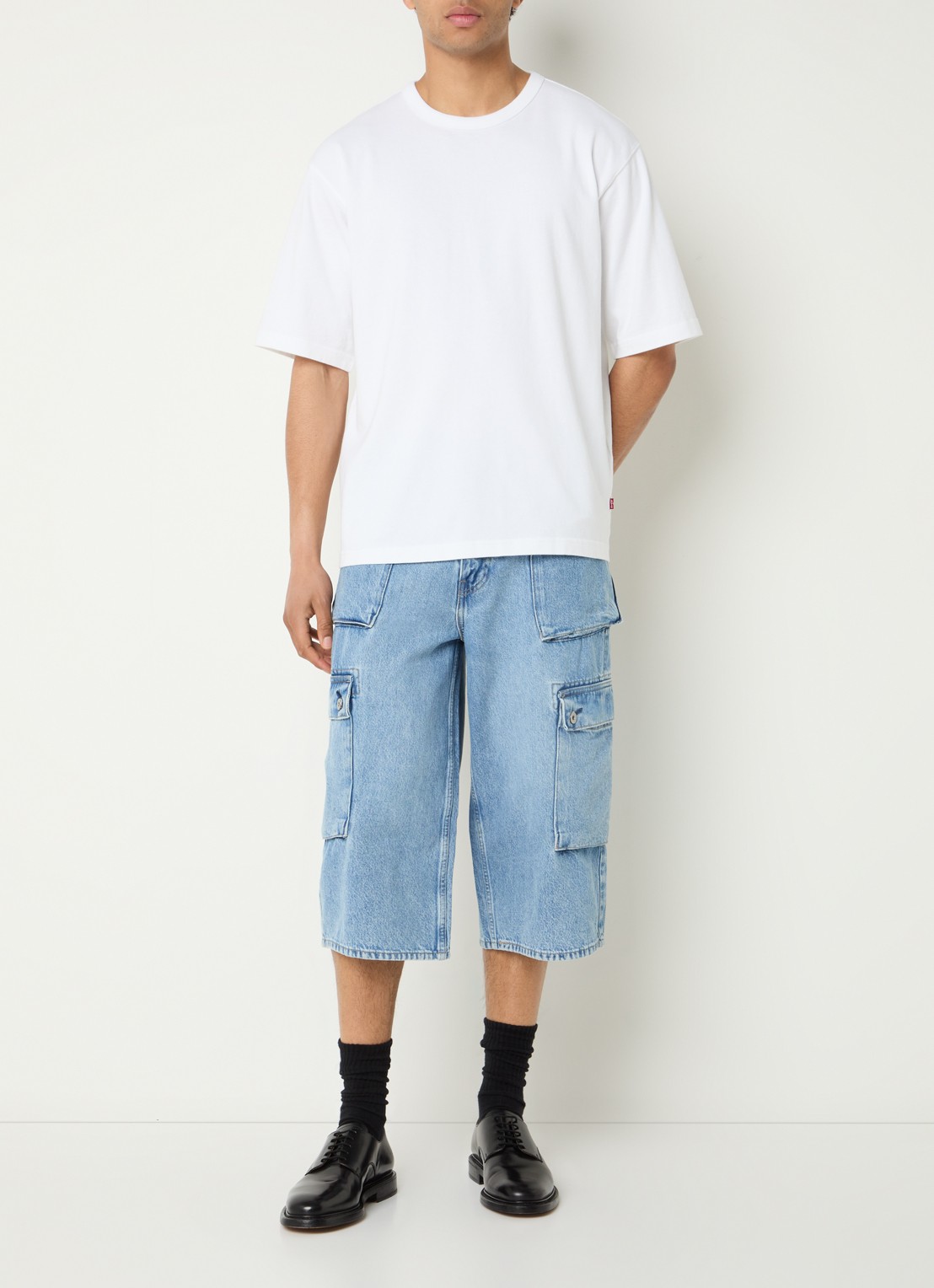 Levi's 478 loose fit korte cargobroek van denim  - voorkant 3 indigo