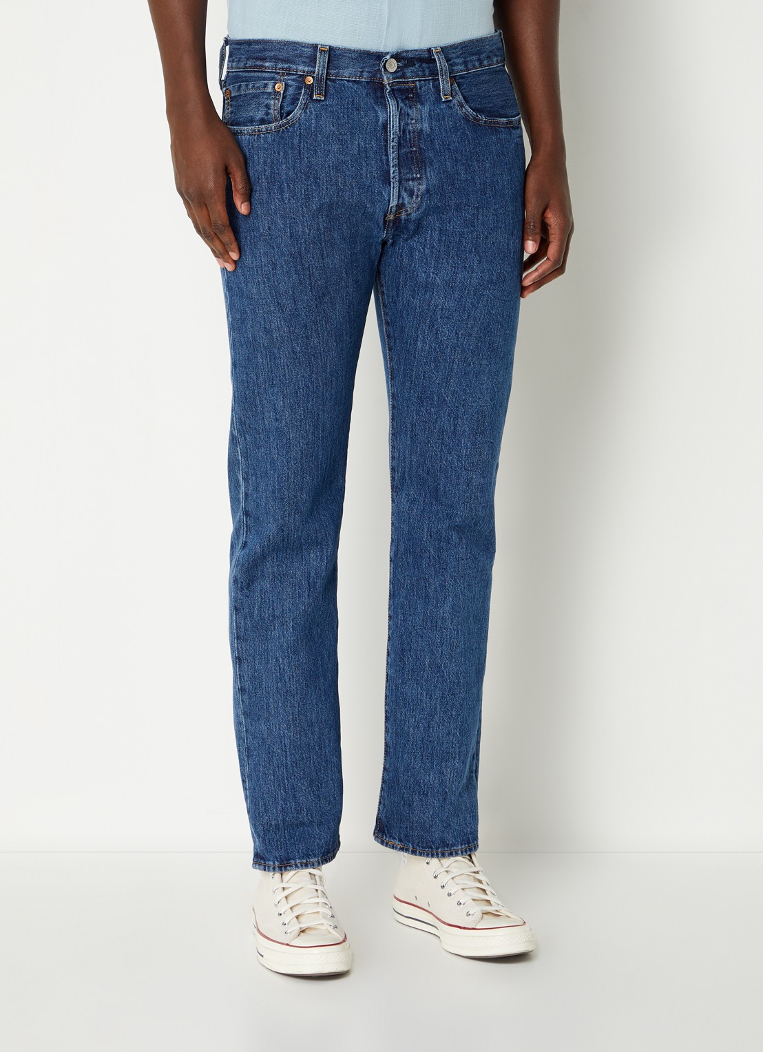 Levi's 501 high rise straight leg jeans met stonewash - detail indigo
