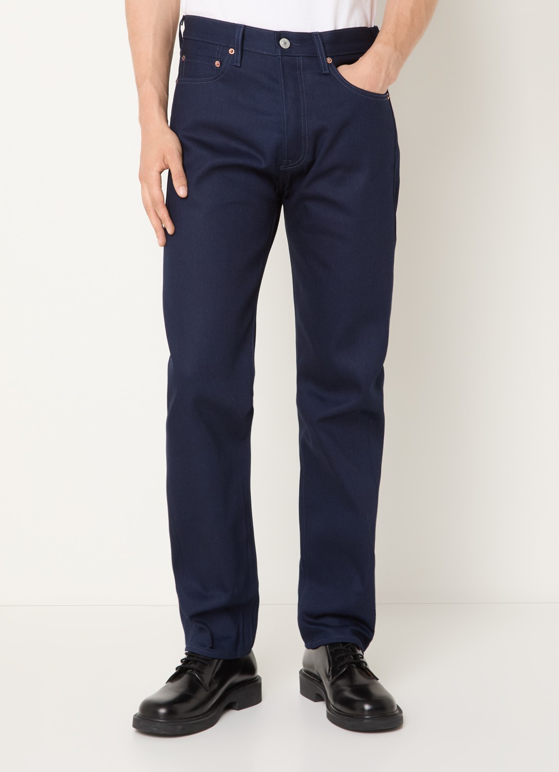 Levi's 501 slim fit jeans met donkere wassing - detail 2 indigo