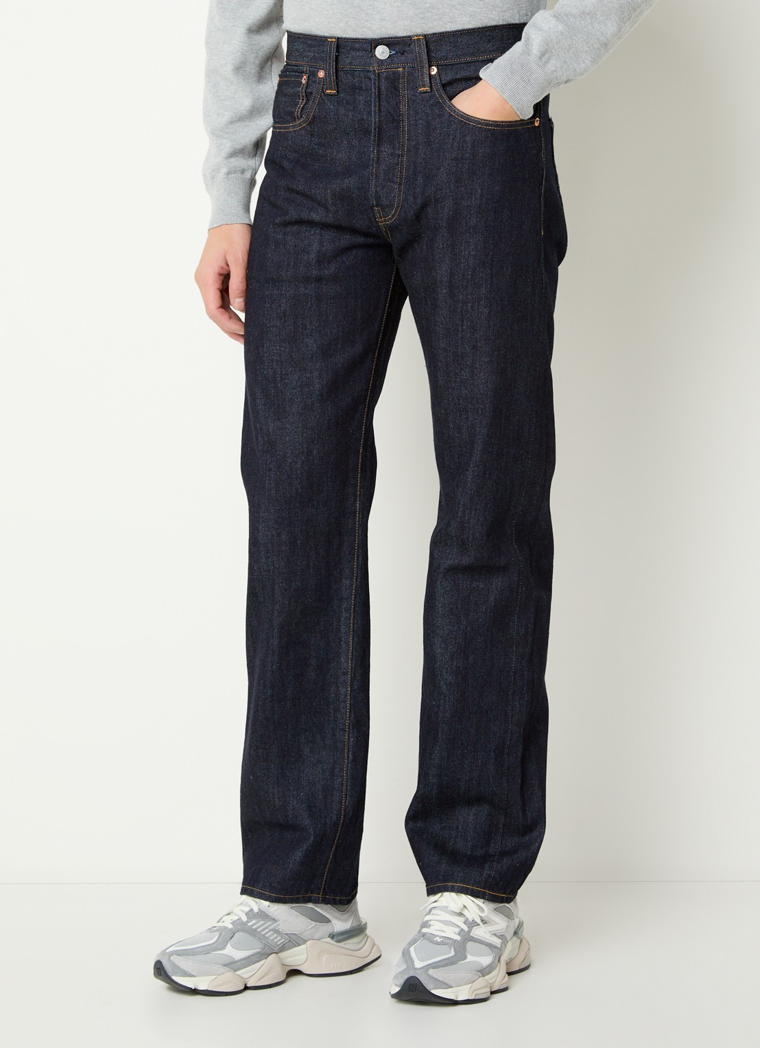 Levi's 501 straight leg jeans met donkere wassing - detail 4 indigo