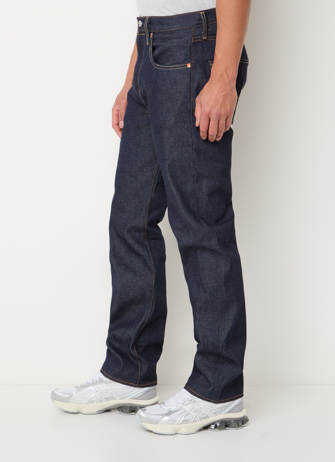 Levi's 501 straight leg jeans met donkere wassing - detail 3 indigo