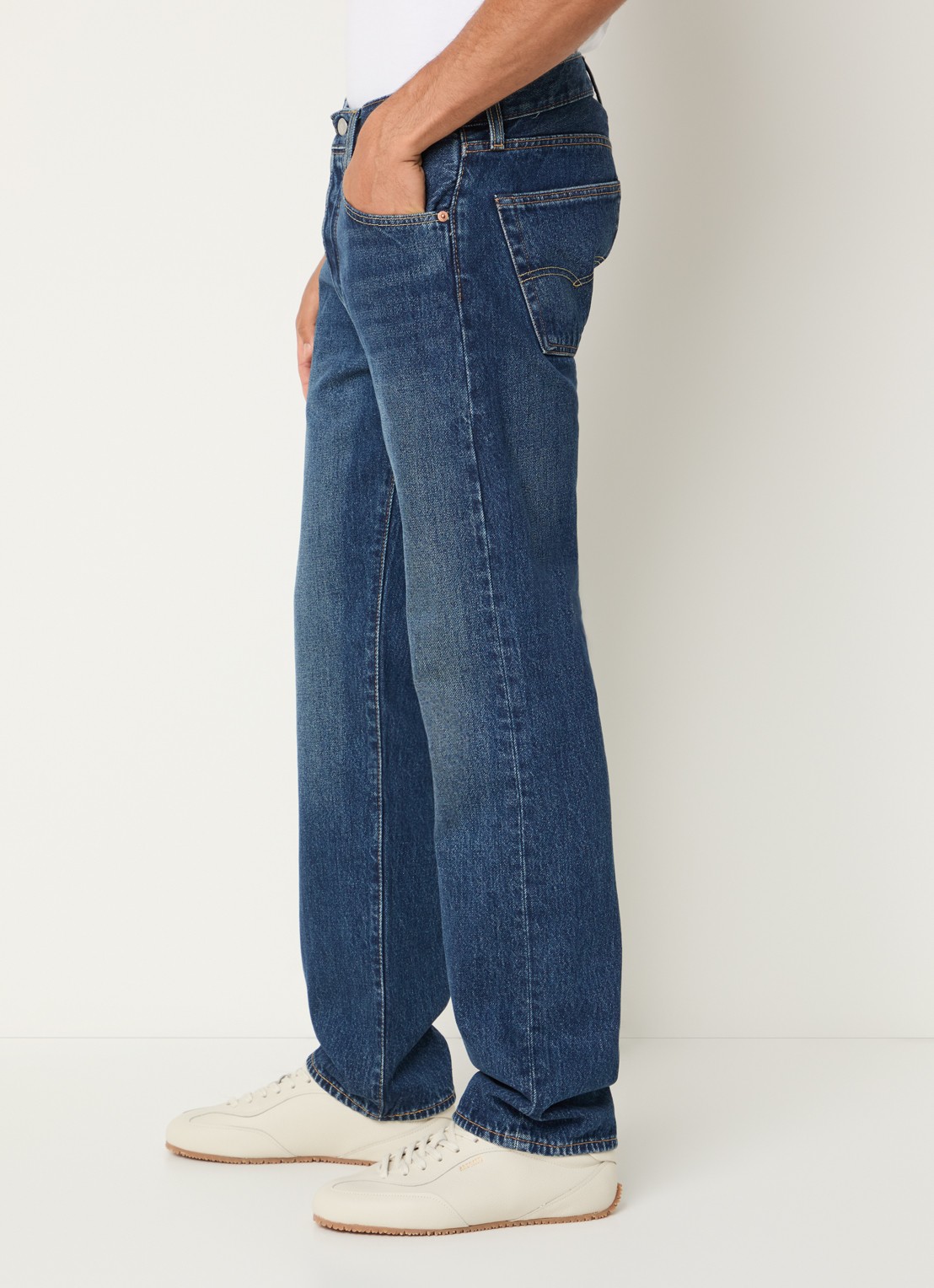 Levi's 501 straight leg jeans met donkere wassing - detail 2 indigo