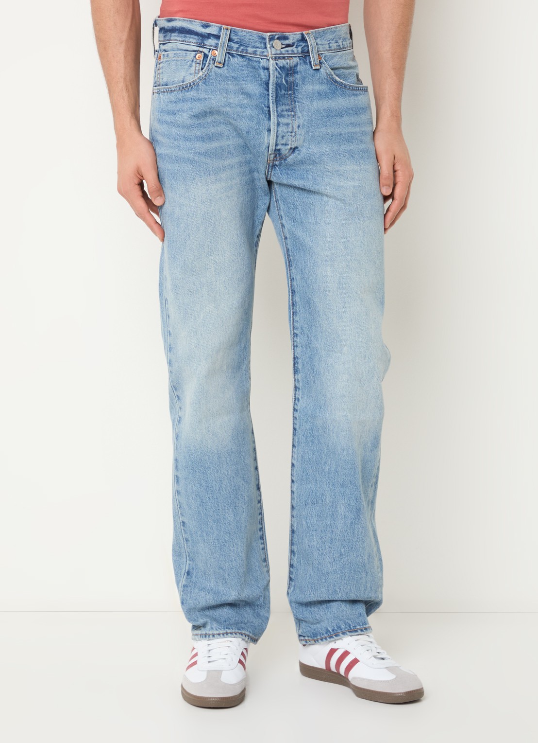 Levi's 501 straight leg jeans met lichte wassing - detail indigo