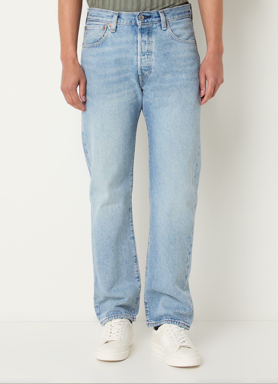 Levi's 501 straight leg jeans met lichte wassing - detail indigo
