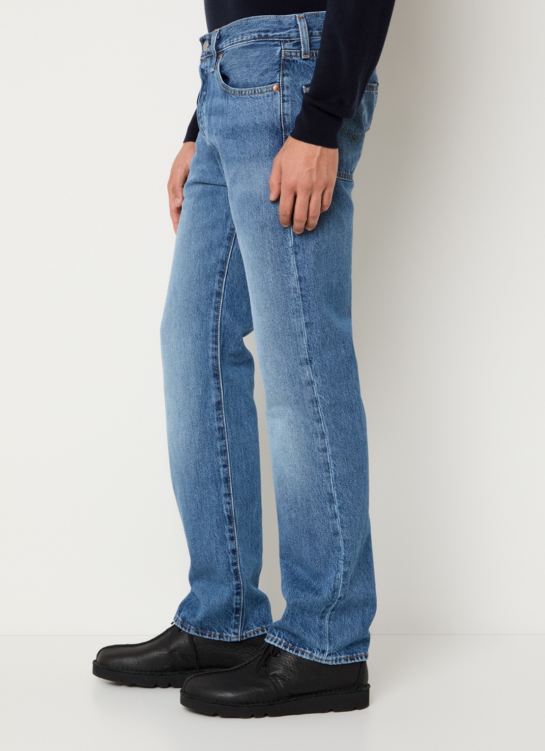 Levi's 501 straight leg jeans met medium wassing - detail 3 indigo