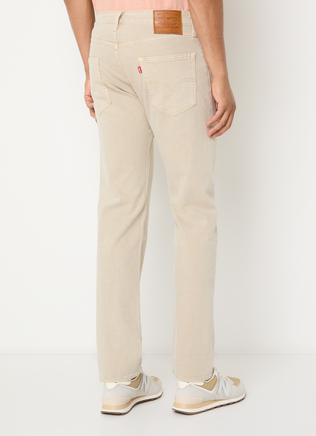 Levi's 502 slim fit jeans met gekleurde wassing - achterkant vanillegeel