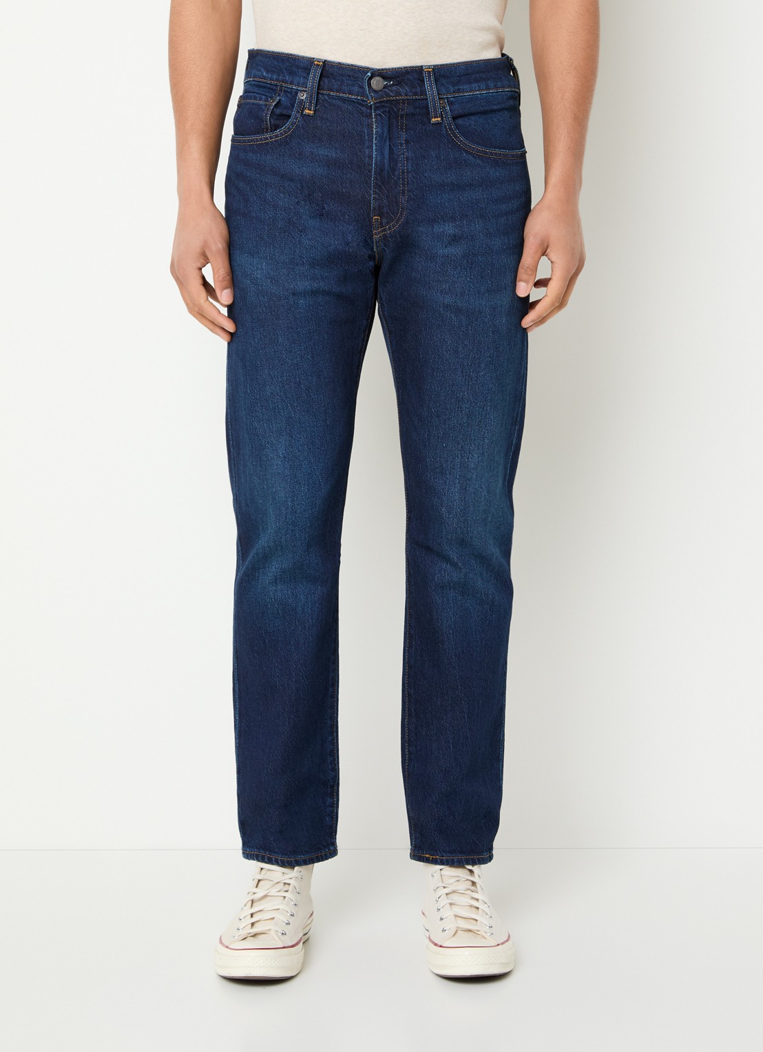 Levi's 502 tapered jeans  met donkere wassing - detail 2 indigo
