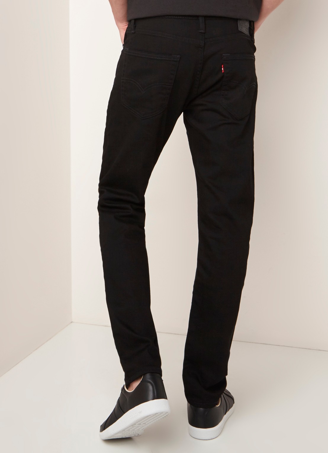 Levi's 502 tapered jeans met stretch - achterkant 3 zwart