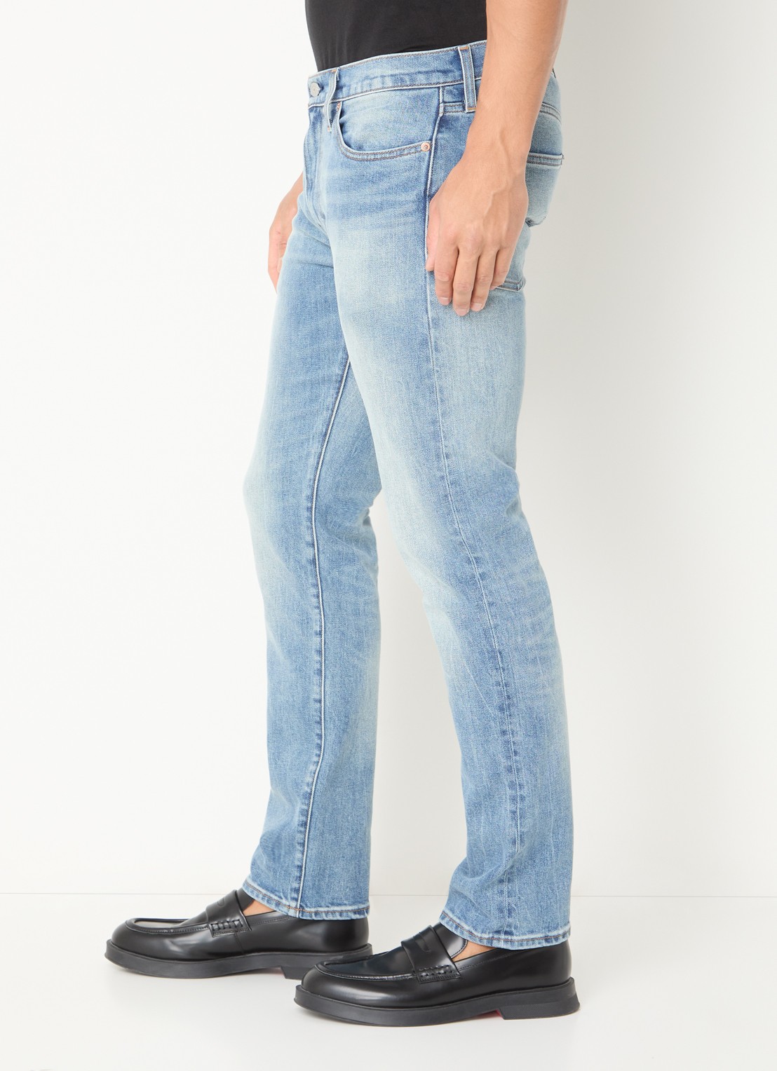 Levi's 511 slim fit jeans met medium wassing en steekzakken - detail 2 indigo