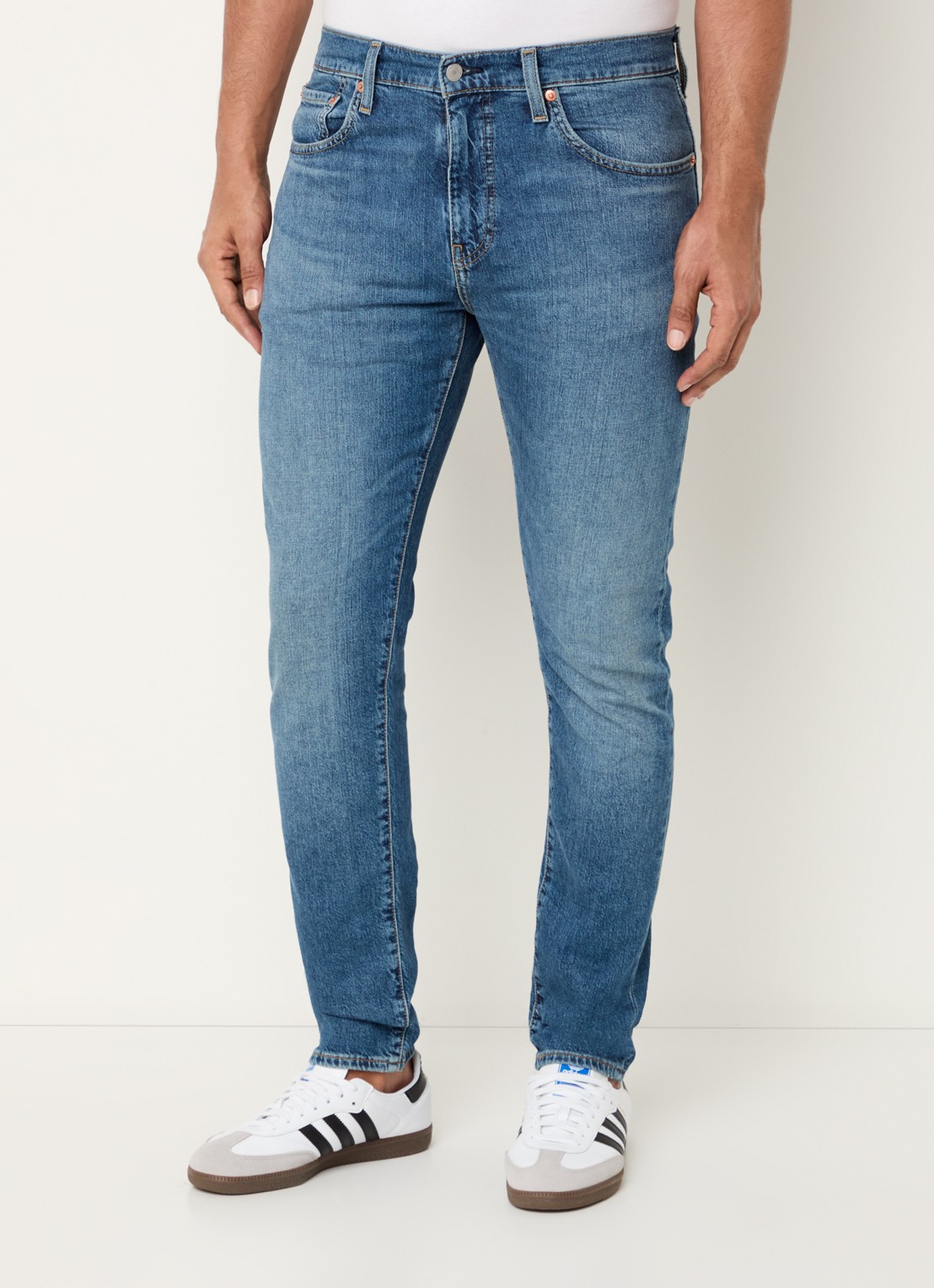 Levi's 512 slim fit jeans met donkere wassing - detail indigo