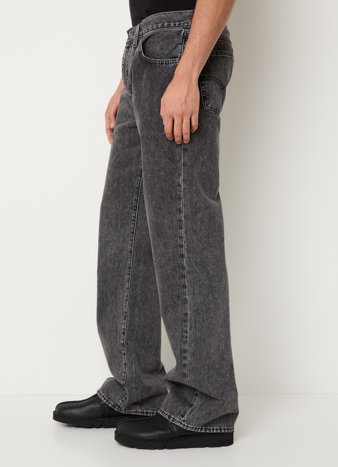 Levi's 567 loose fit jeans met gekleurde wassing - detail 4 donkergrijs