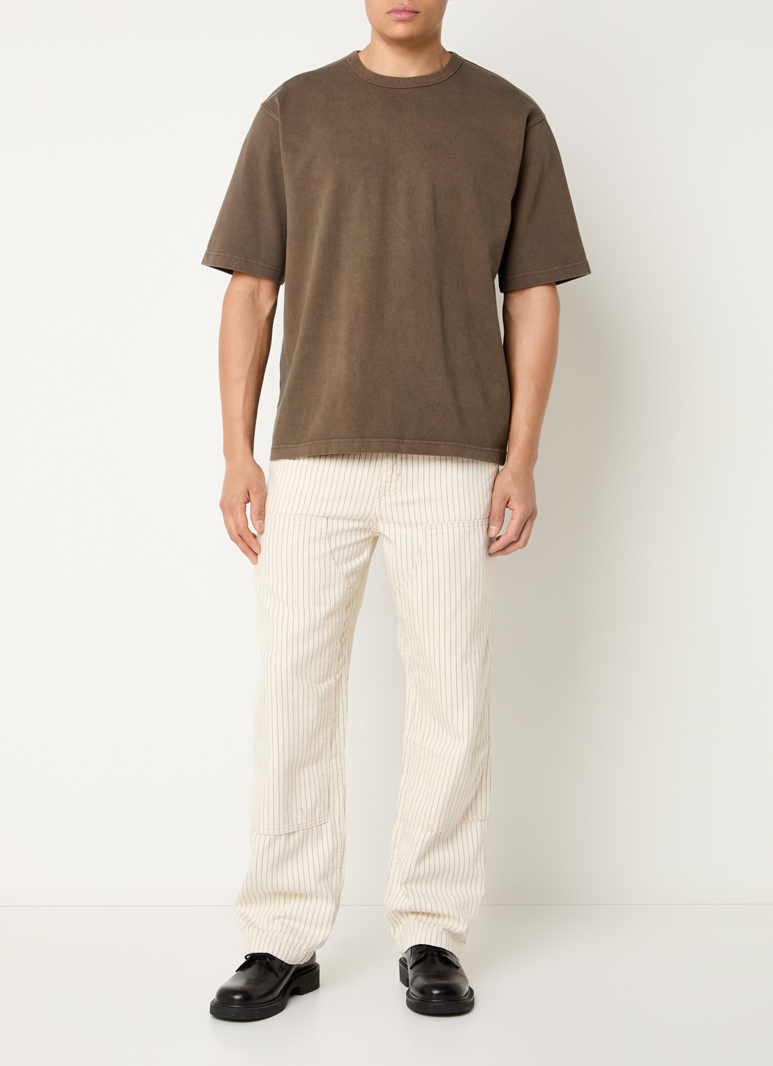 Levi's 568 Loose fit cargobroek van denim met gekleurde wassing en streepprint - voorkant 3 gebroken wit