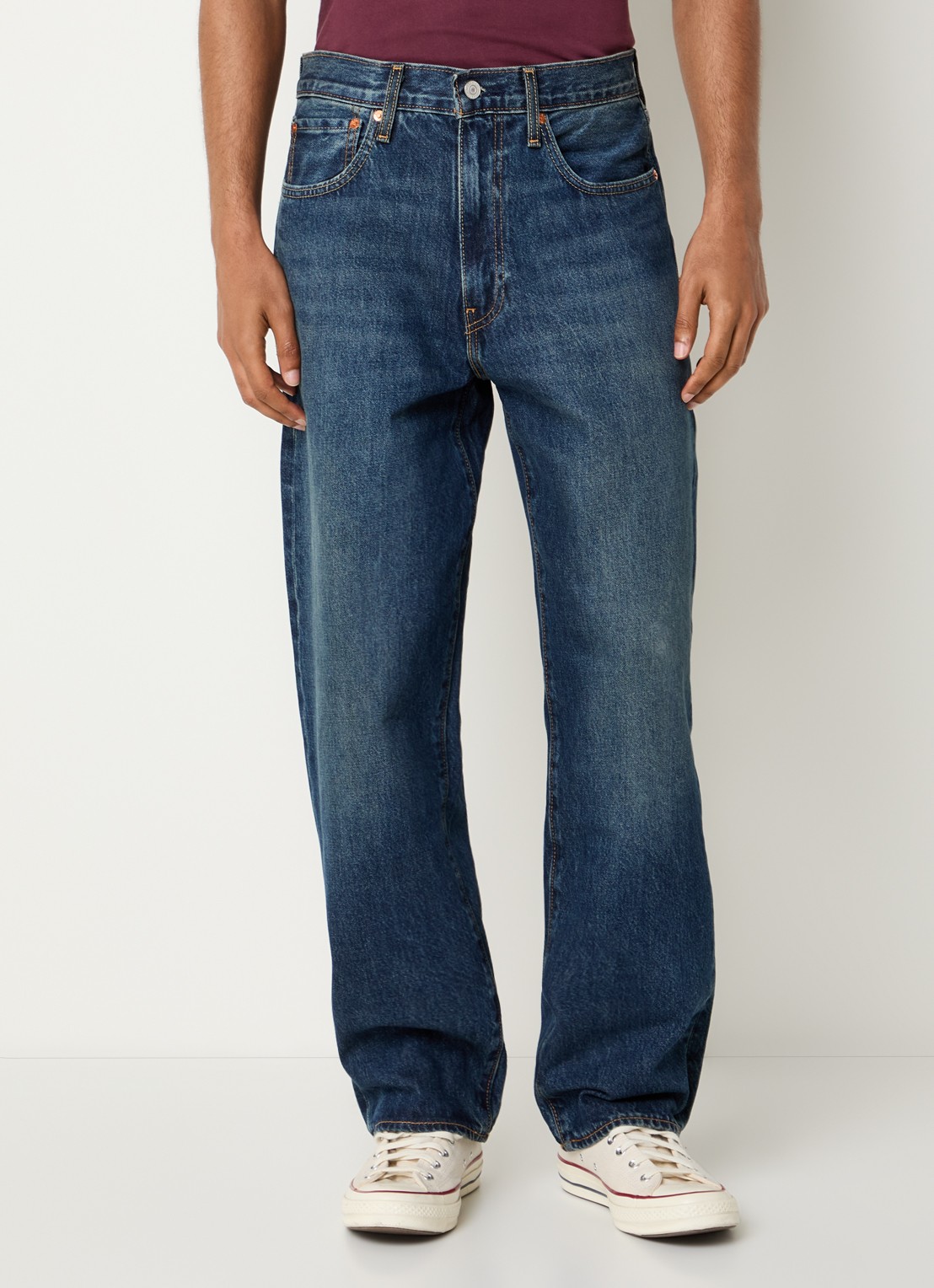 Levi's 568 loose fit jeans met donkere wassing en steekzakken - detail indigo