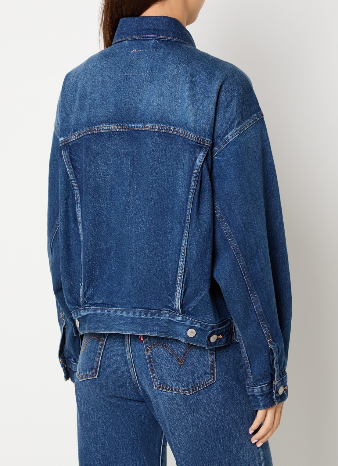 Levi's 90s Trucker spijkerjas met steekzakken - achterkant indigo