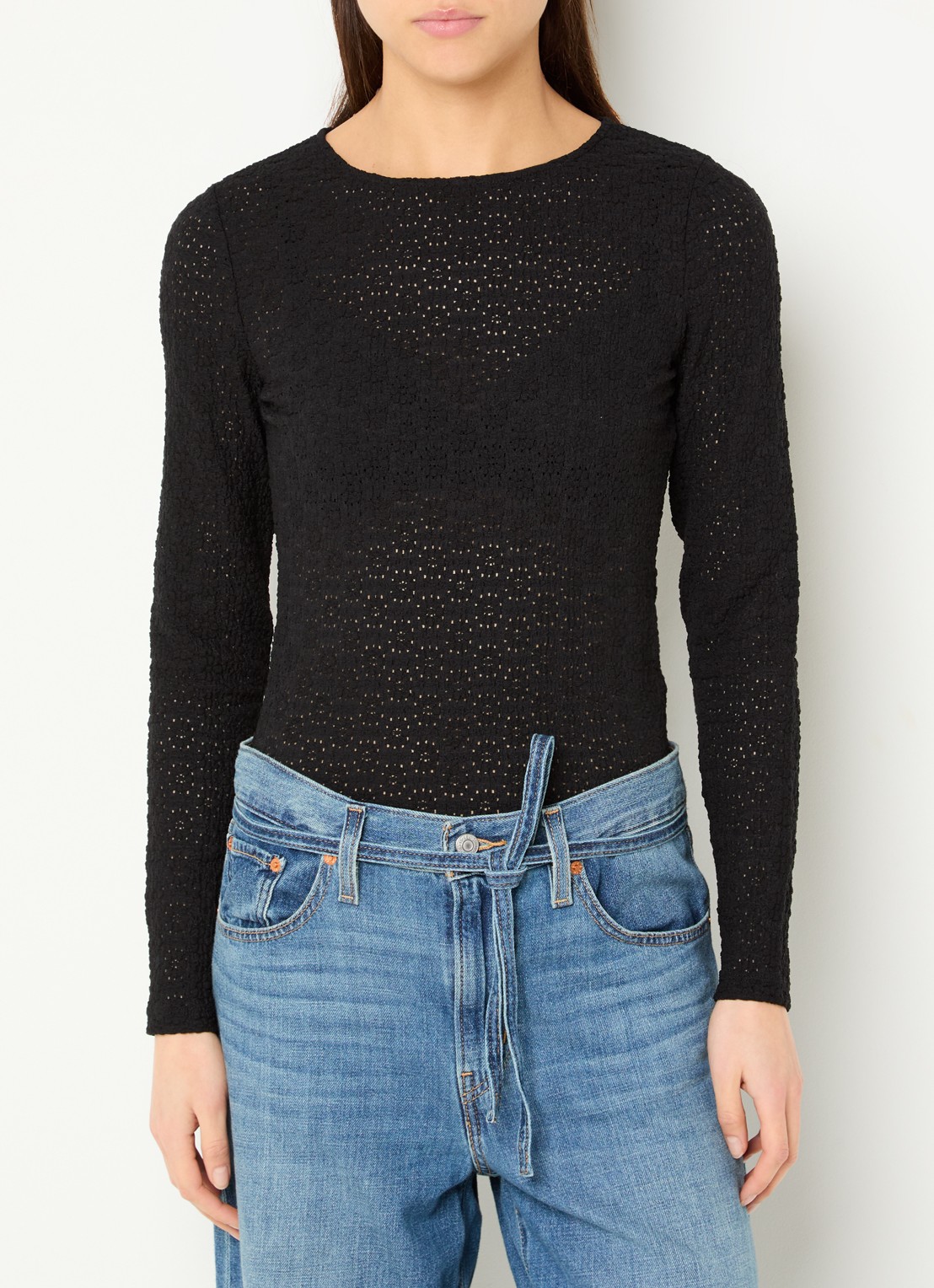 Levi's Anika semi-transparante top met opengewerkt dessin - detail 3 zwart