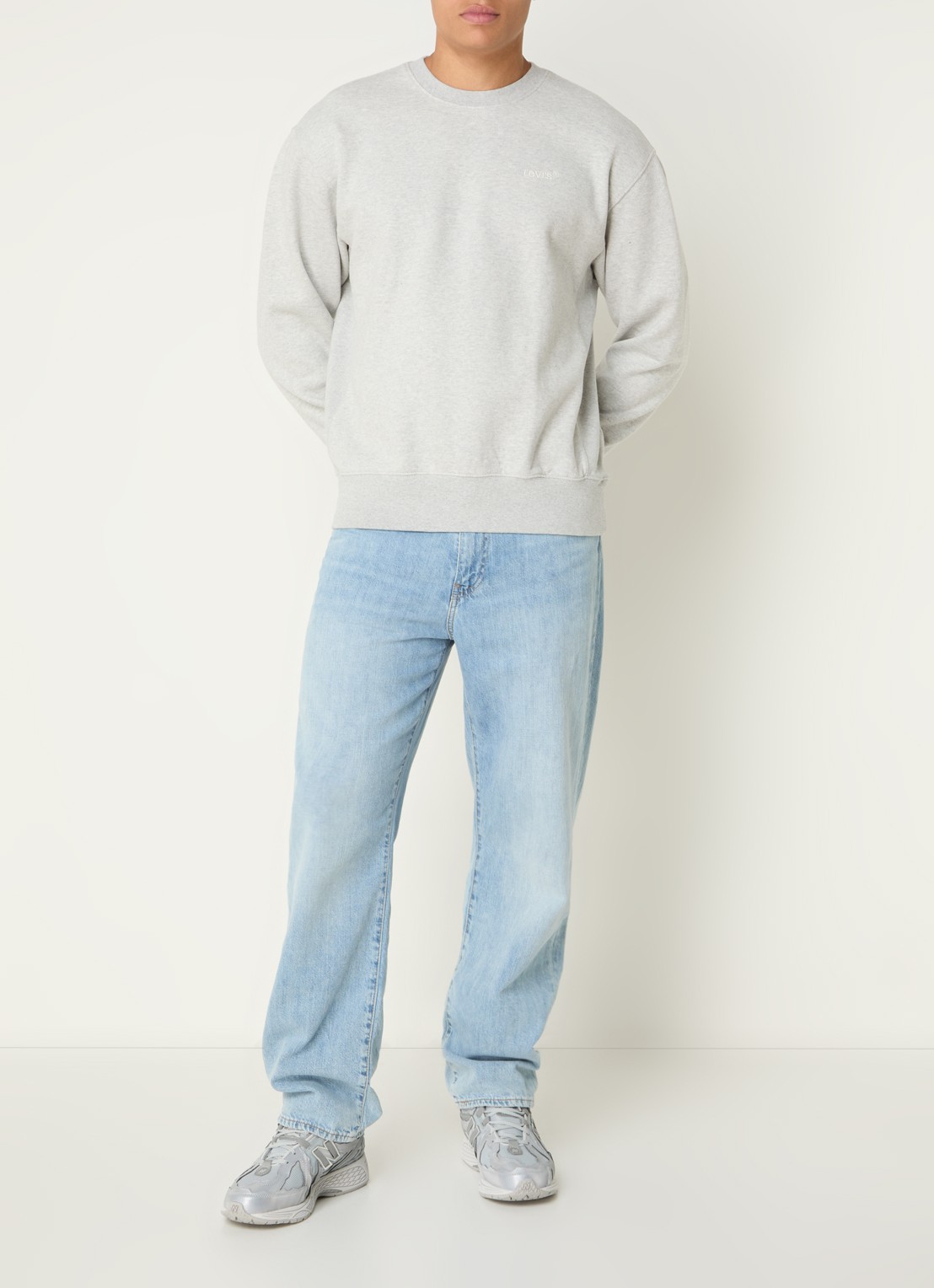 Levi's Authentic sweater met logoborduring - voorkant 2 lichtgrijs