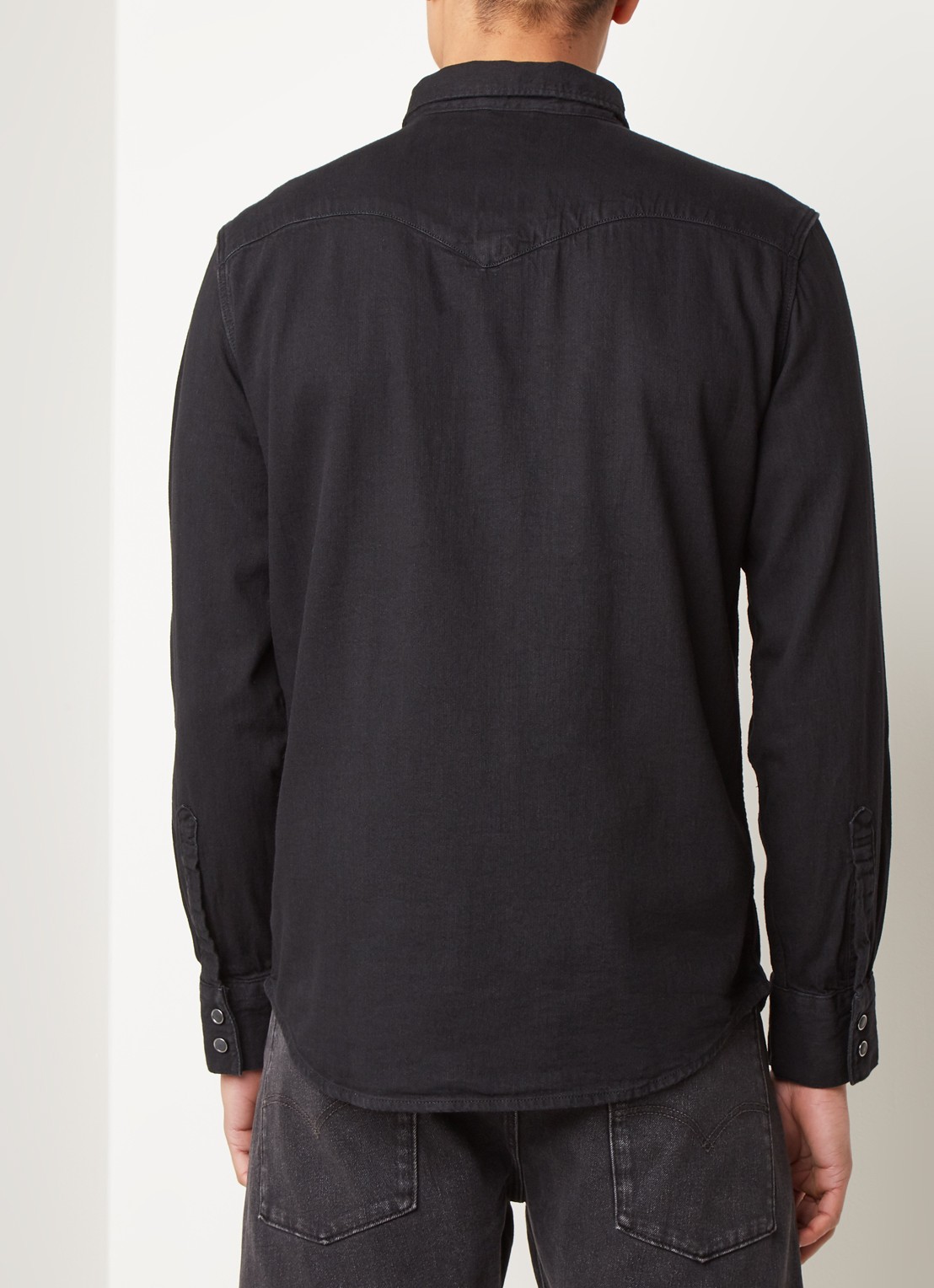 Levi's Barstow regular fit overhemd van denim met klepzakken - achterkant 3 zwart