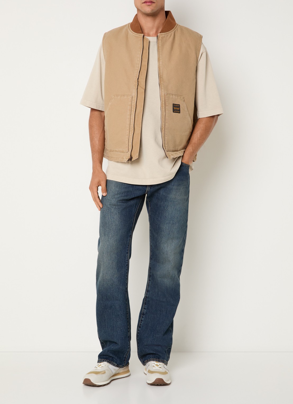 Levi's Bodywarmer met steekzakken - voorkant 2 camel