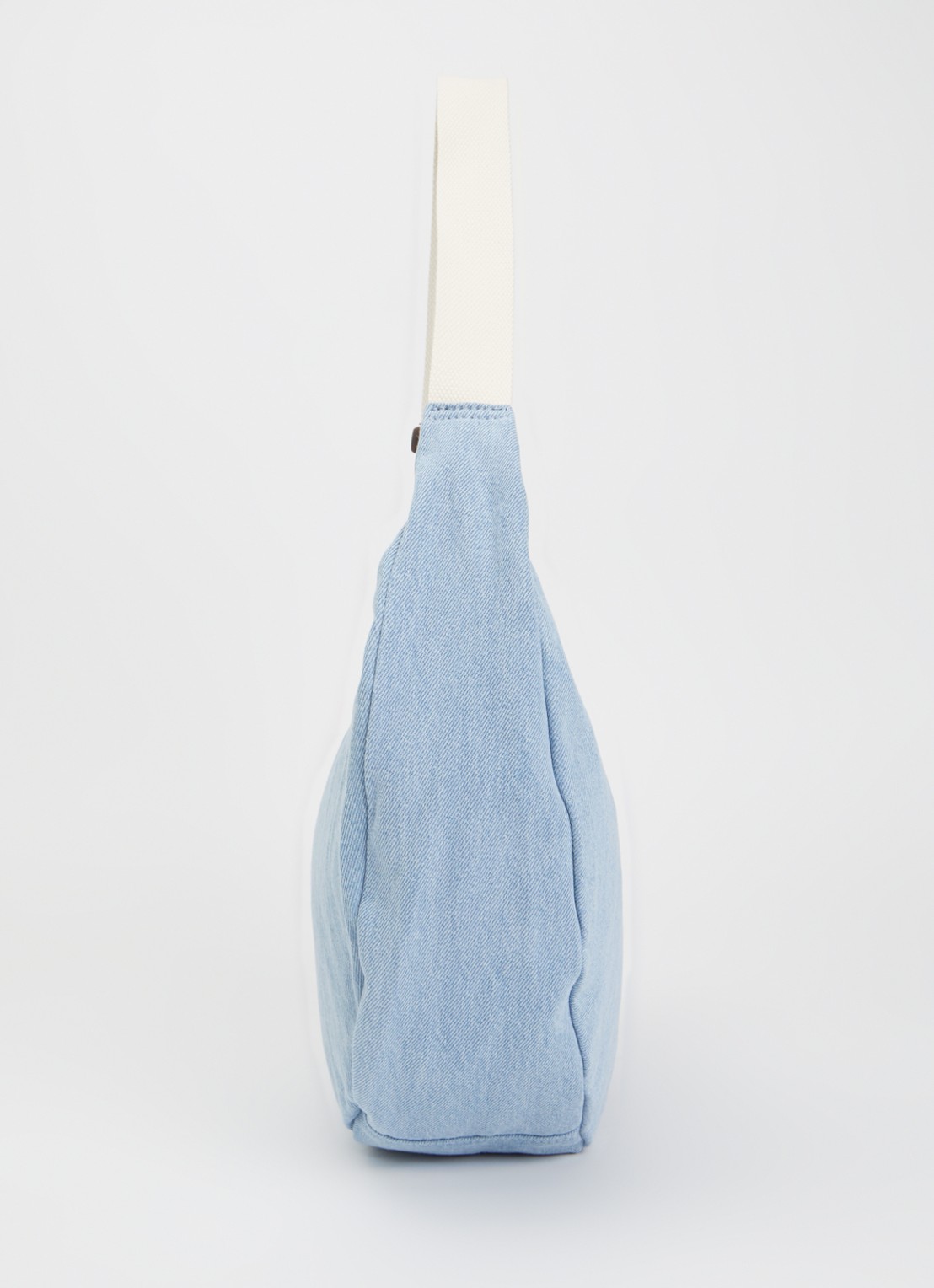 Levi's Brooklyn M schoudertas van denim met verstelbare schouderriem - detail 2 indigo