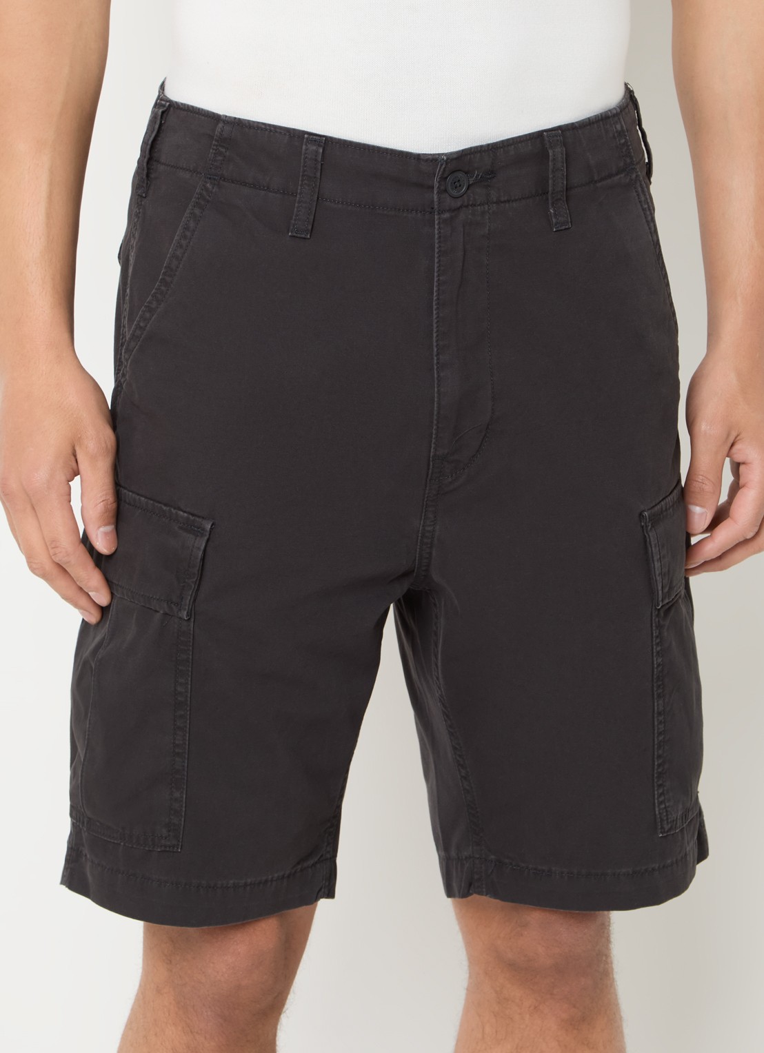 Levi's Carrier loose fit korte cargobroek met klepzakken - detail 2 zwart