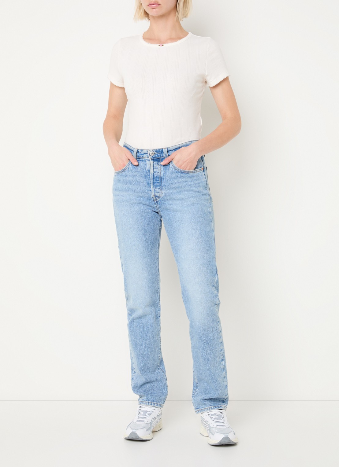 Levi's Dry Goods T-shirt met logo - voorkant 2 gebroken wit