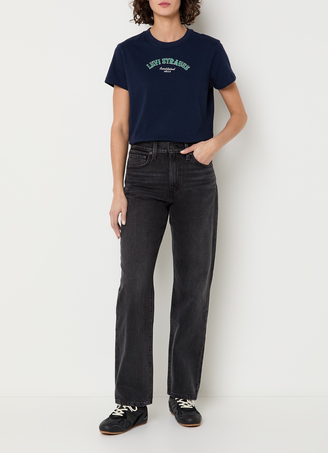Levi's Easy Dad high waist straight leg jeans met gekleurde wassing - voorkant 3 zwart