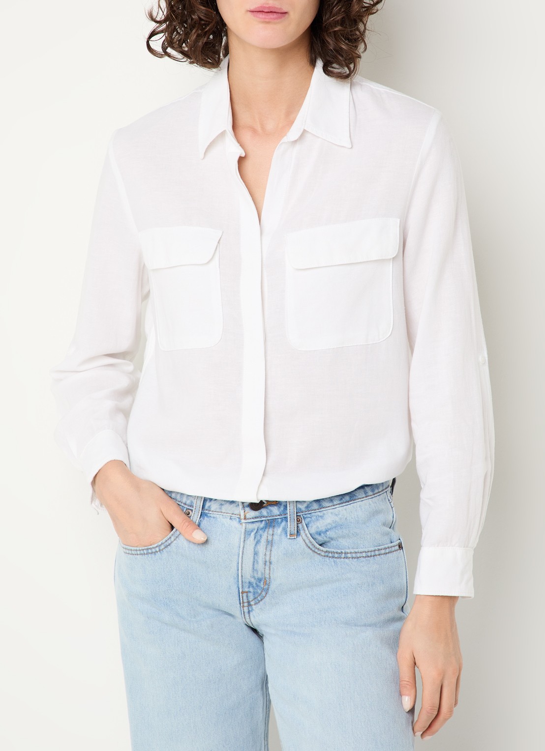 Levi's Elaine blouse in linnenblend met borstzakken - detail 4 wit