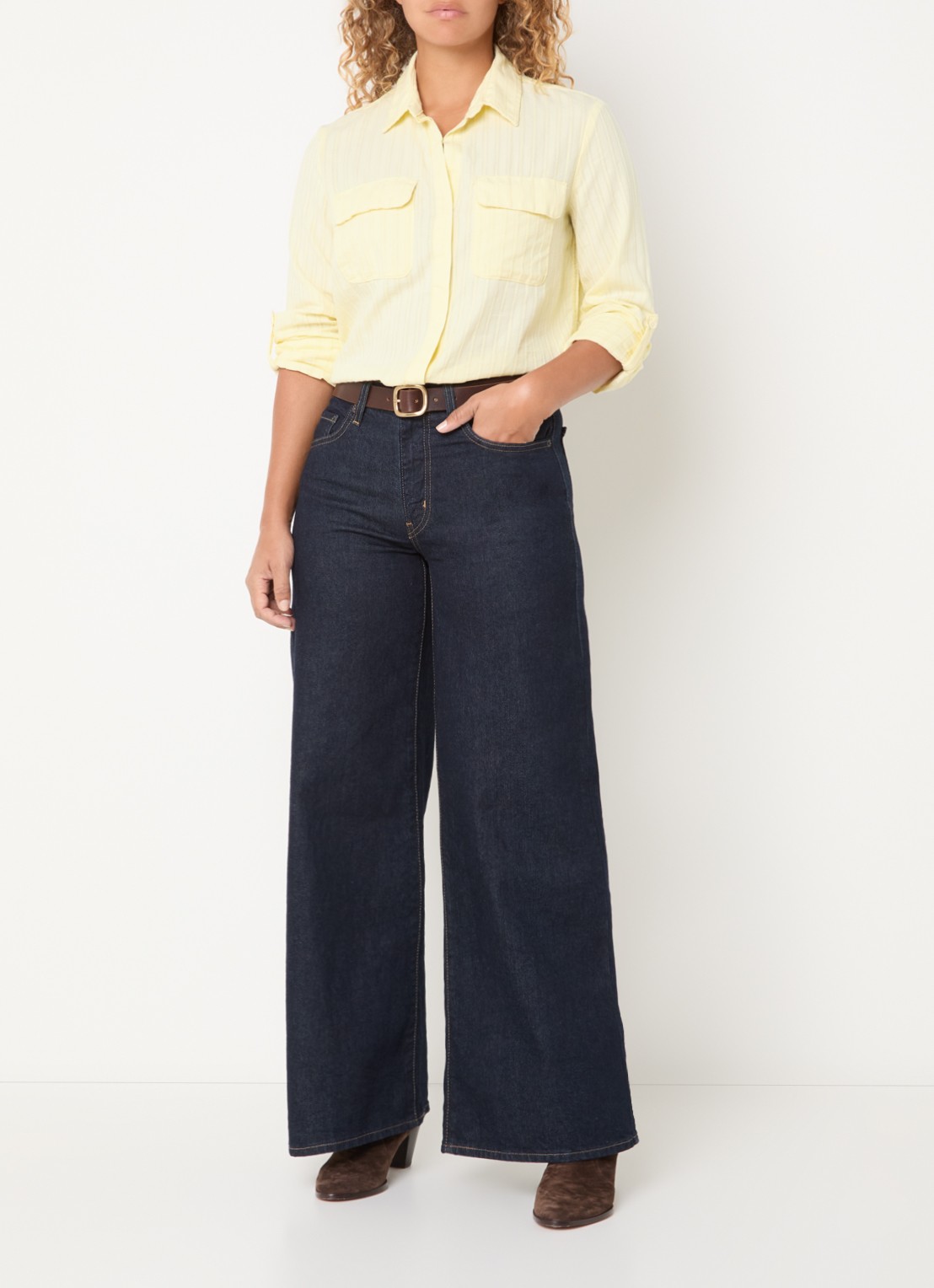 Levi's Elaine blouse met borstzakken en borduring - voorkant 2 lichtgeel